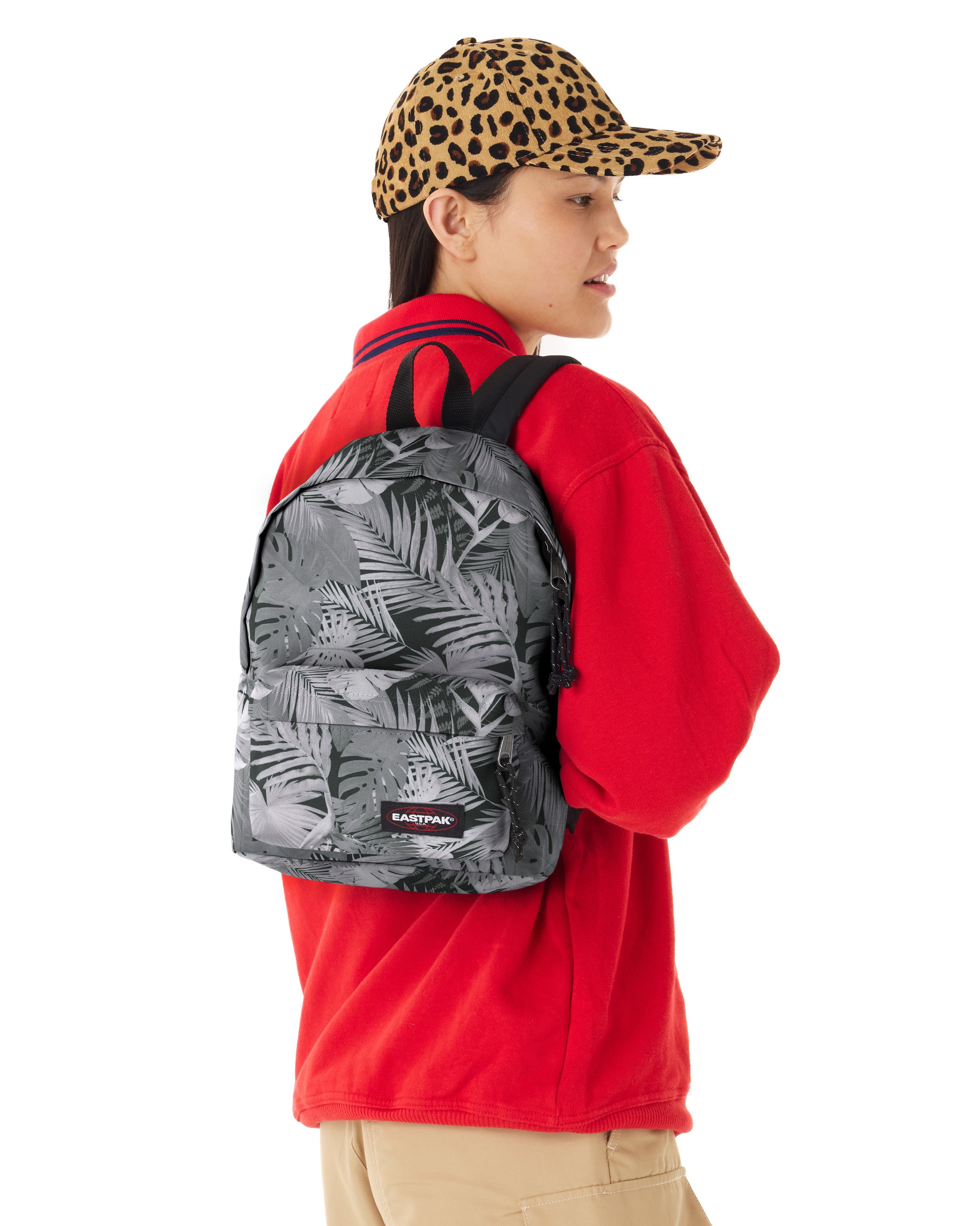 eastpak-orbit-sac-dos-brize-retrodark-tr-s-petit-d-perlant image 2
