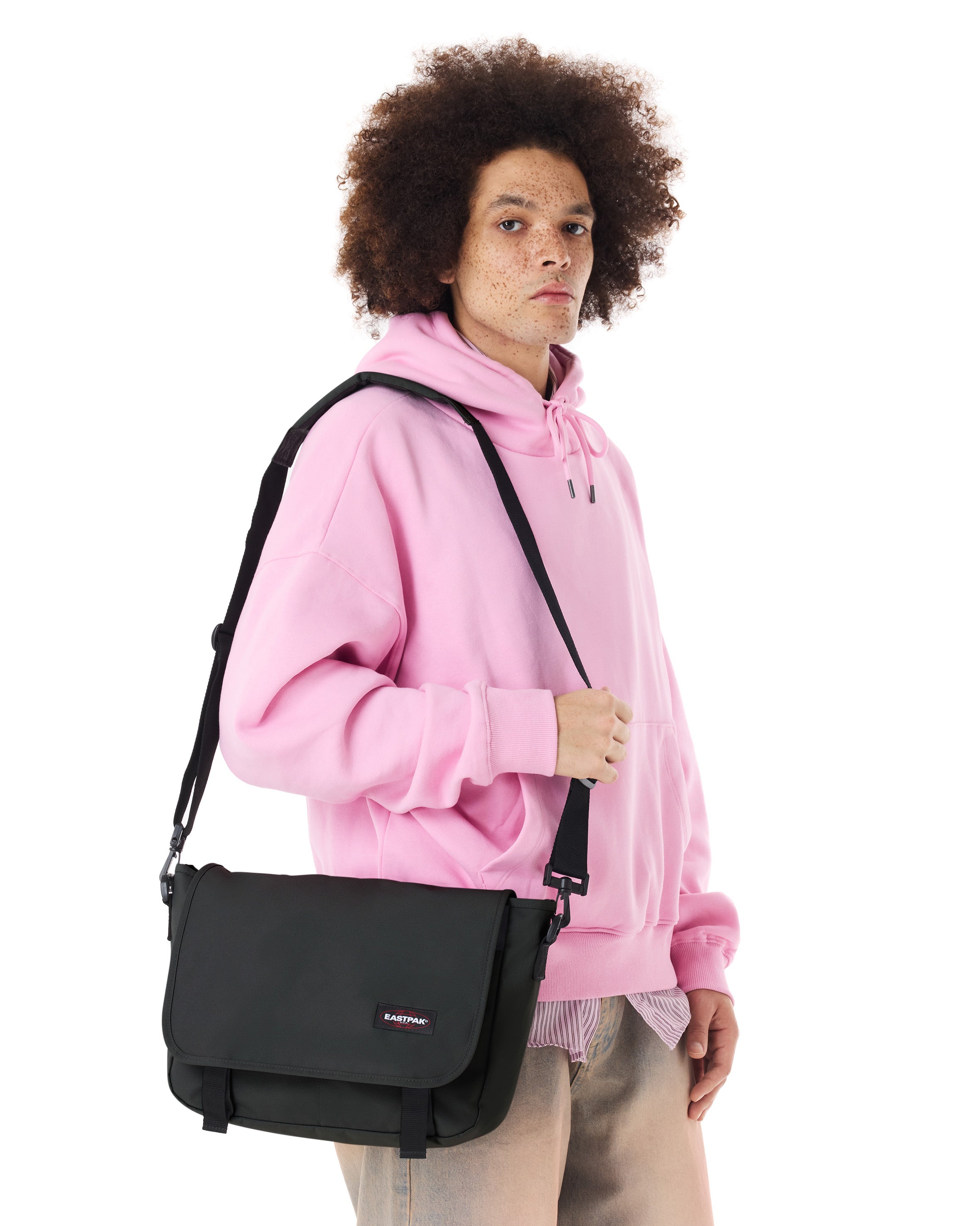 eastpak-jr-sacoche-bandouli-re-black-petit-nylon image 4