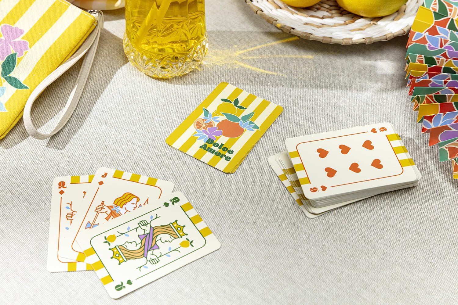 clairefontaine-dolce-amore-116286c-jeu-54-cartes-rayures-jaunes image 7