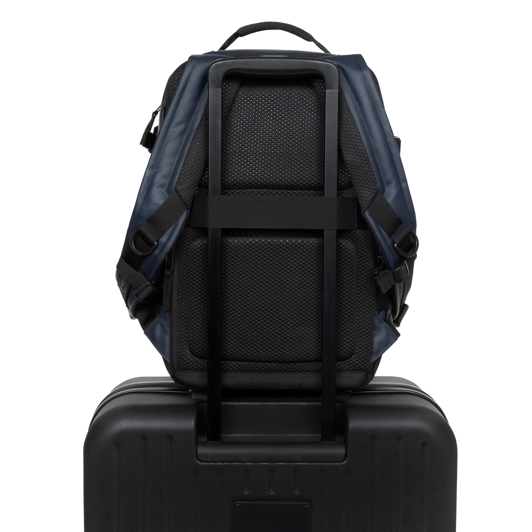 eastpak-tecum-cabin-sac-voyage-cabine-admiral-moyen-pc-16 image 8