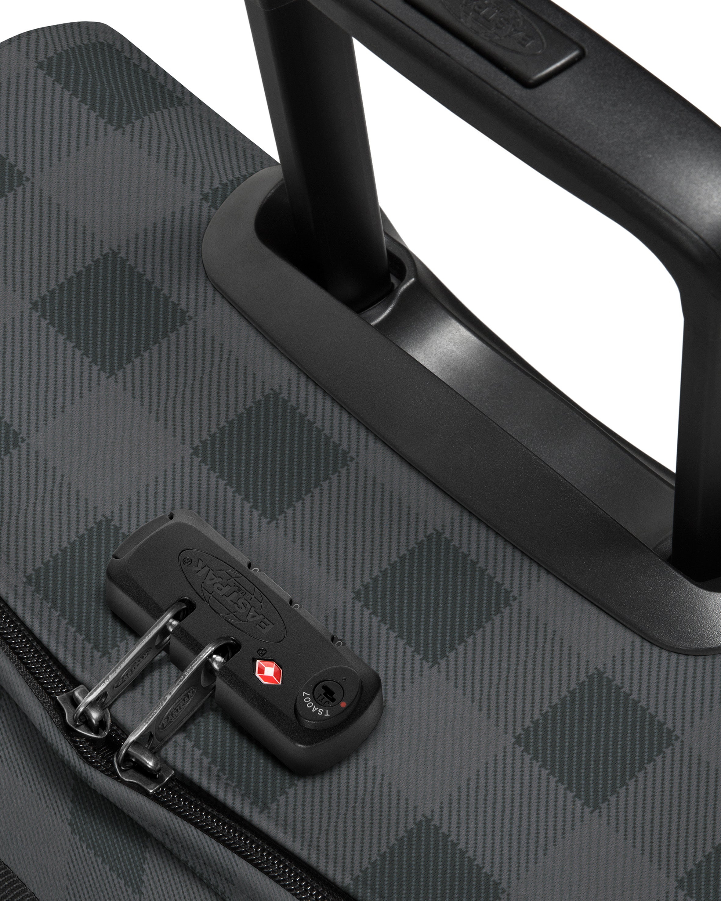 eastpak-tranverz-l-valise-checker-grey-grand-2-roues image 6
