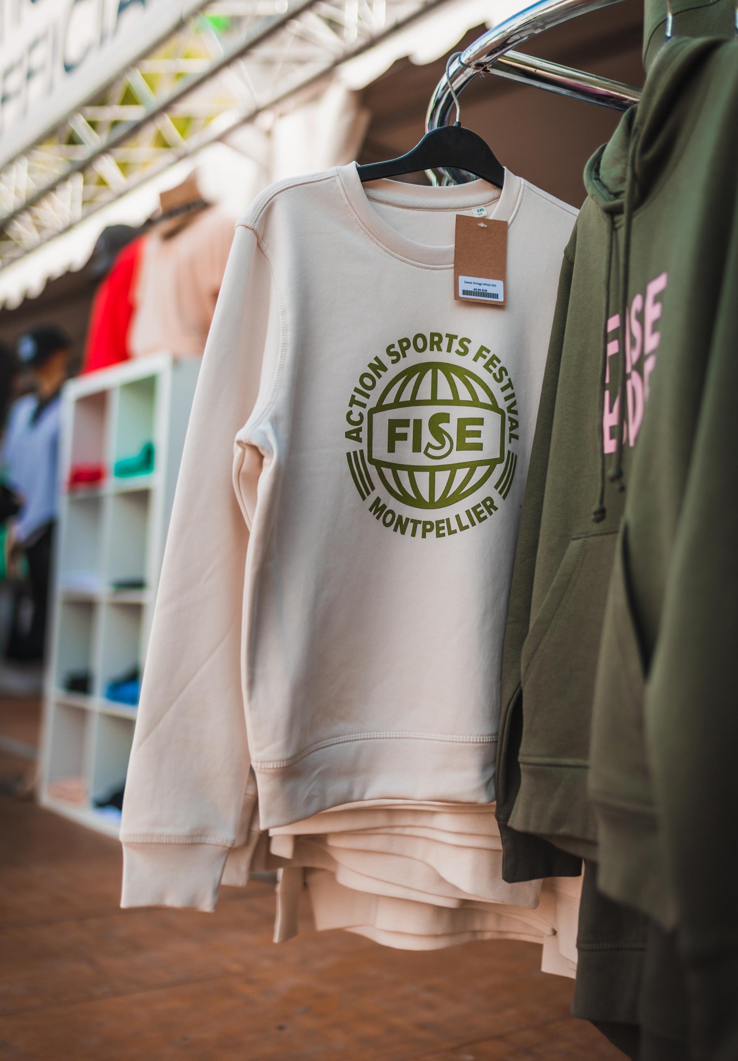 fise-sweat-vintage-white-blanc-vintage-manches-longues image 3
