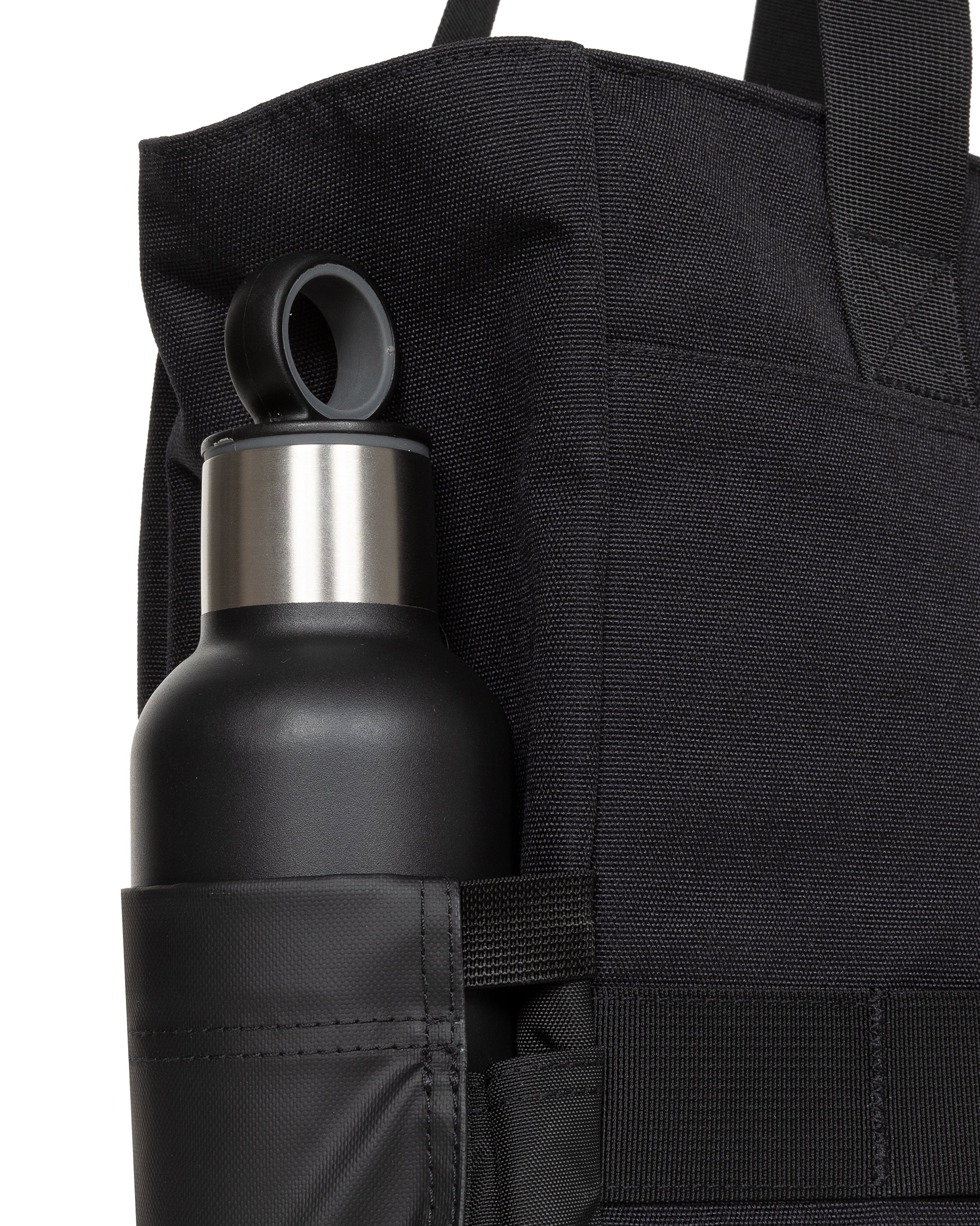 eastpak-icon-travel-tote-sac-cabas-on-black-16-pouces image 6