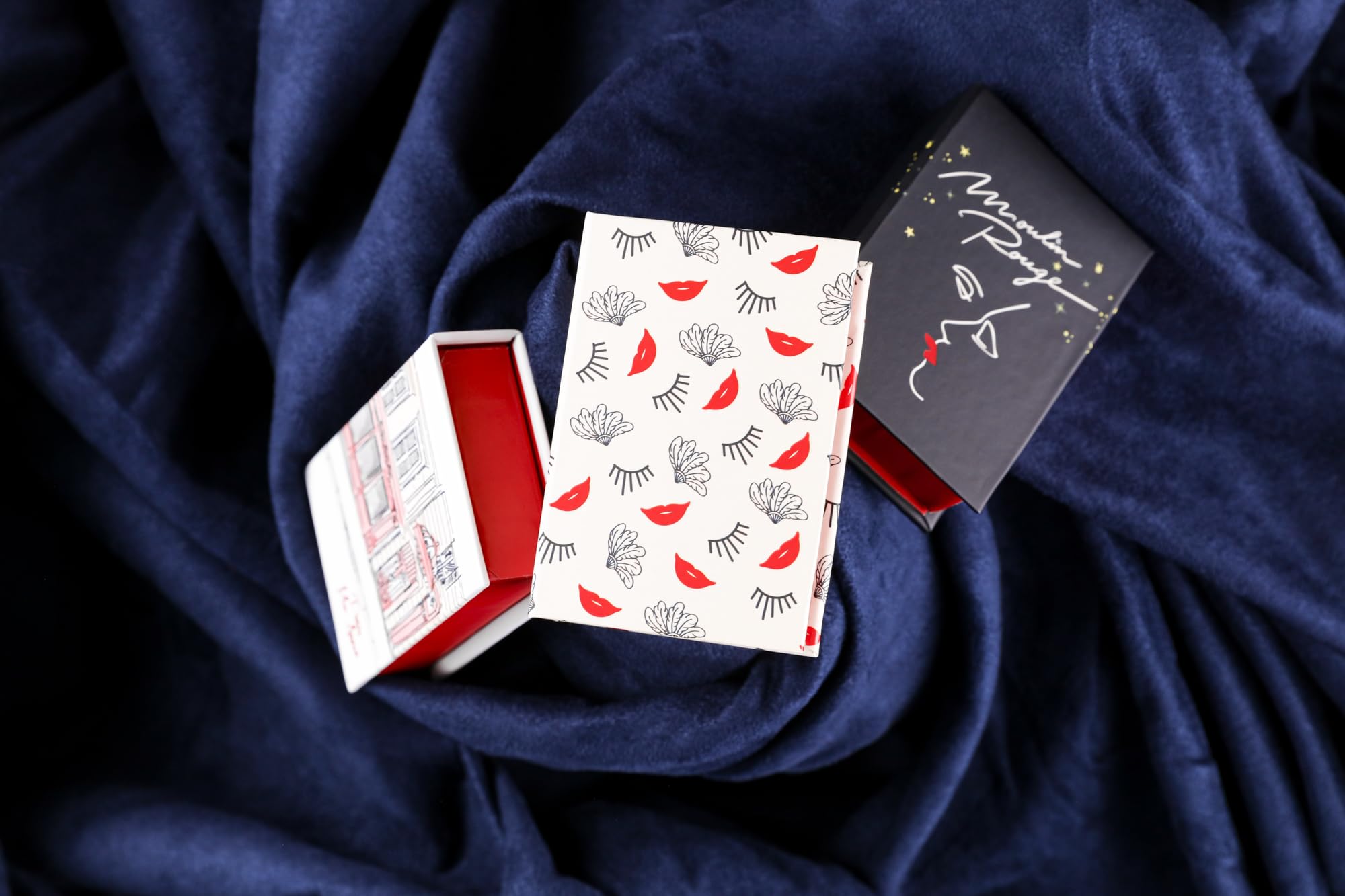 clairefontaine-moulin-rouge-petite-bo-te-rangement-9-5x6-5x3-cm image 4