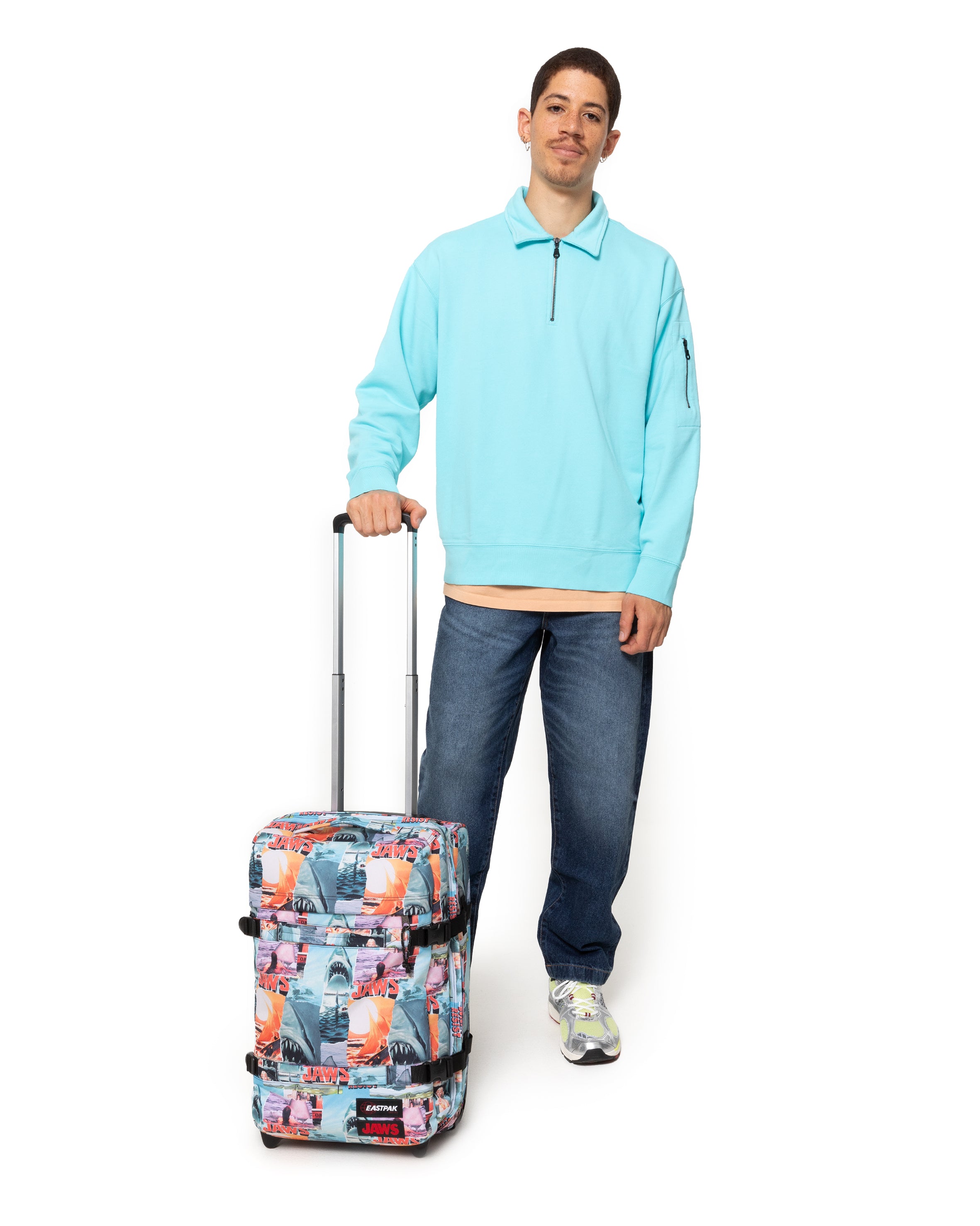 eastpak-transit-r-s-valise-cabine-jaws-print-petit image 4