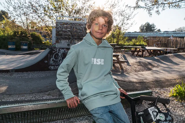 fise-pulls-sweats-welcome-aloe-kids-sweat-enfant-poche image 1
