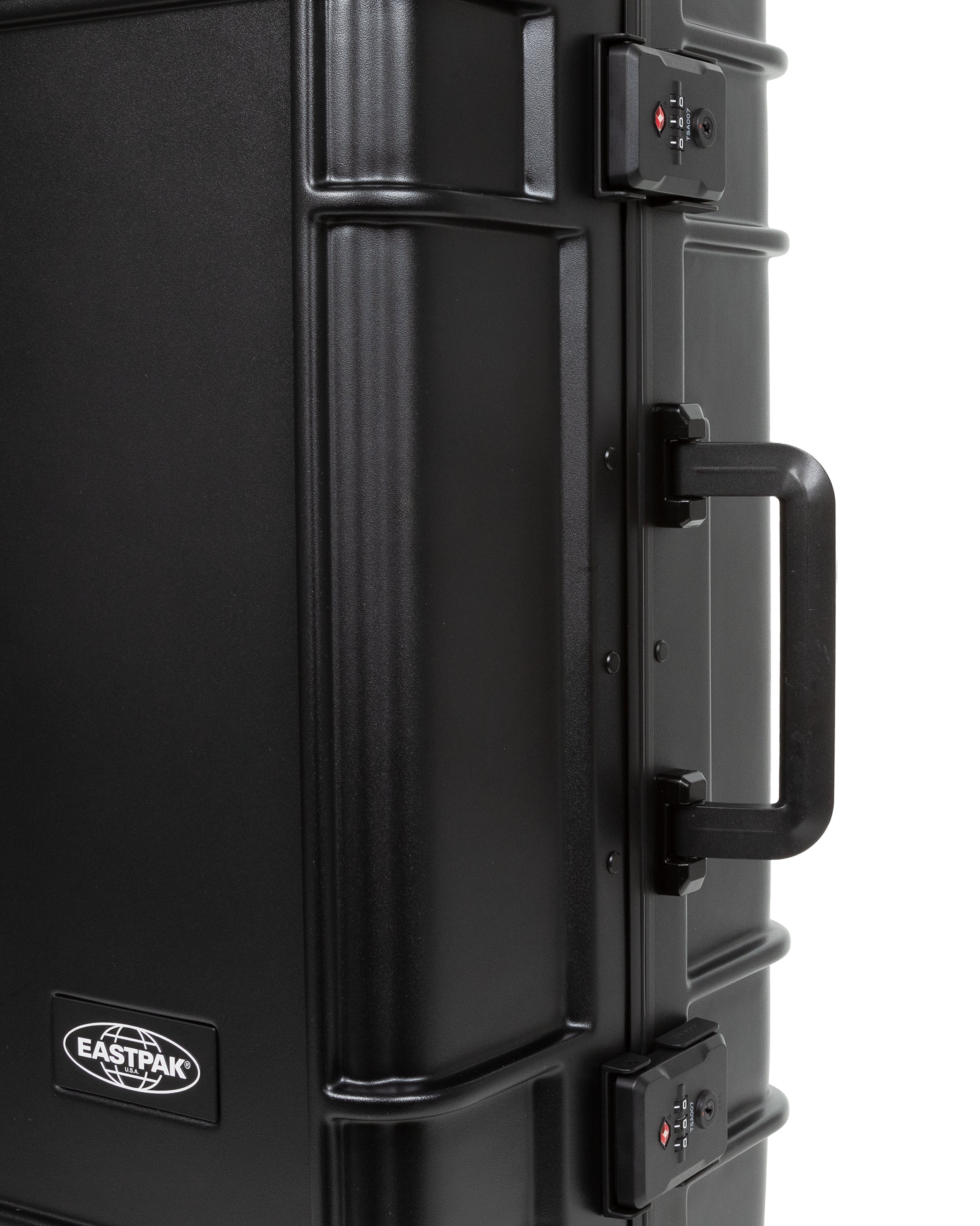 eastpak-resist-r-case-m-valise-rigide-black-4-roues image 5