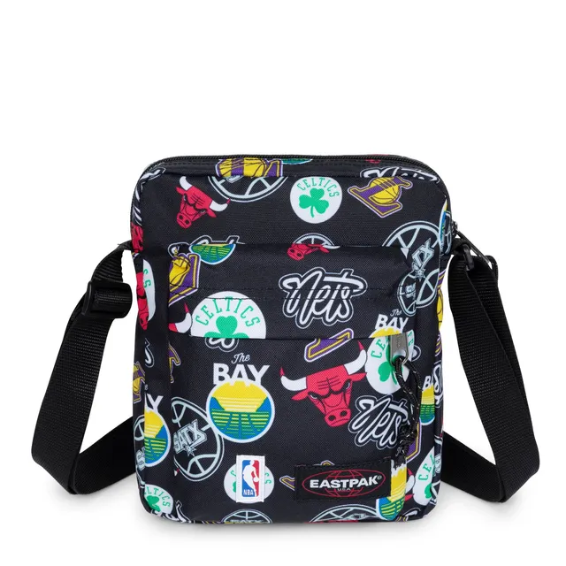 eastpak-arcade-mini-sac-bandouli-re-nba-team-pattern-petit image 1