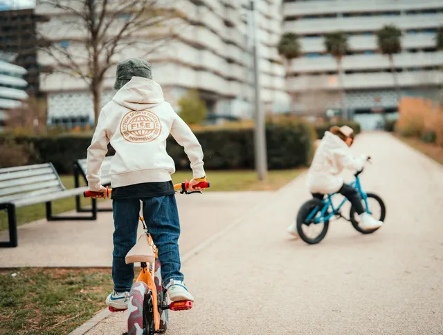 fise-event-2024-sweat-enfant-cream-capuche image 1