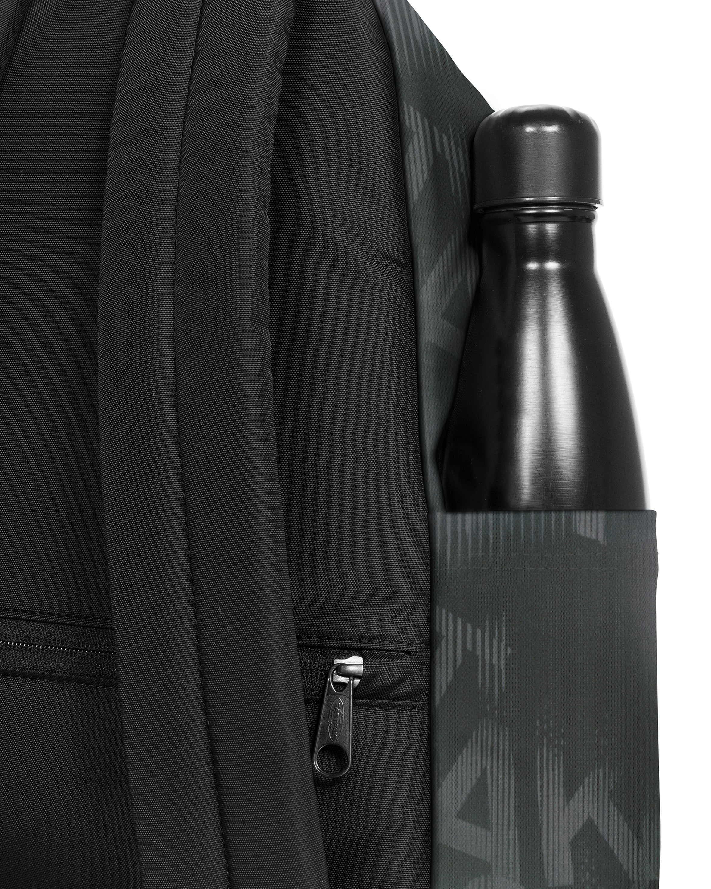 eastpak-day-pak-r-sac-dos-letter-dyeblack-moyen image 5