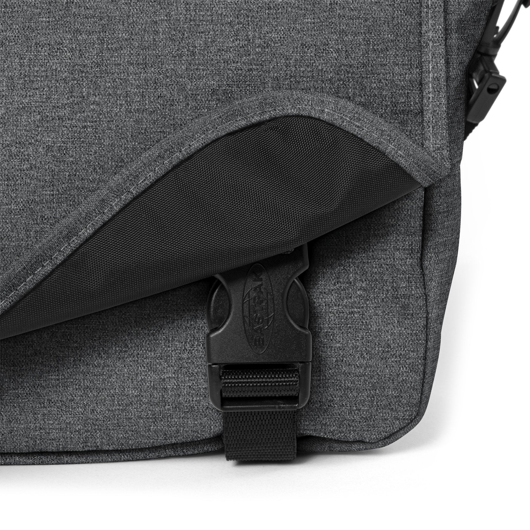 eastpak-jr-sacoche-bandouli-re-black-denim-petit image 6