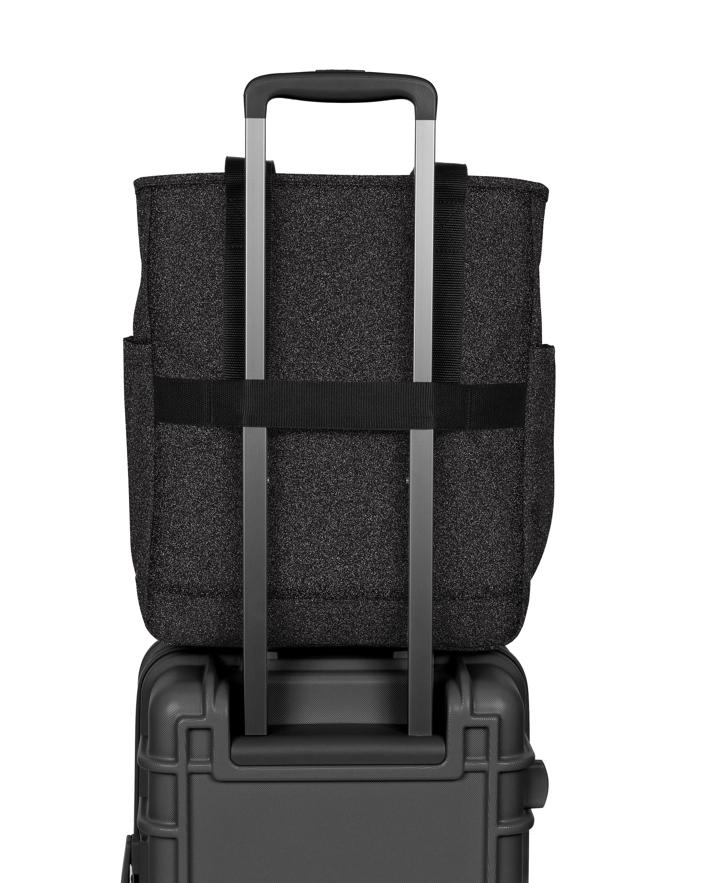 eastpak-tote-pocket-sac-paule-spark-black-moyen-16-pouces image 5