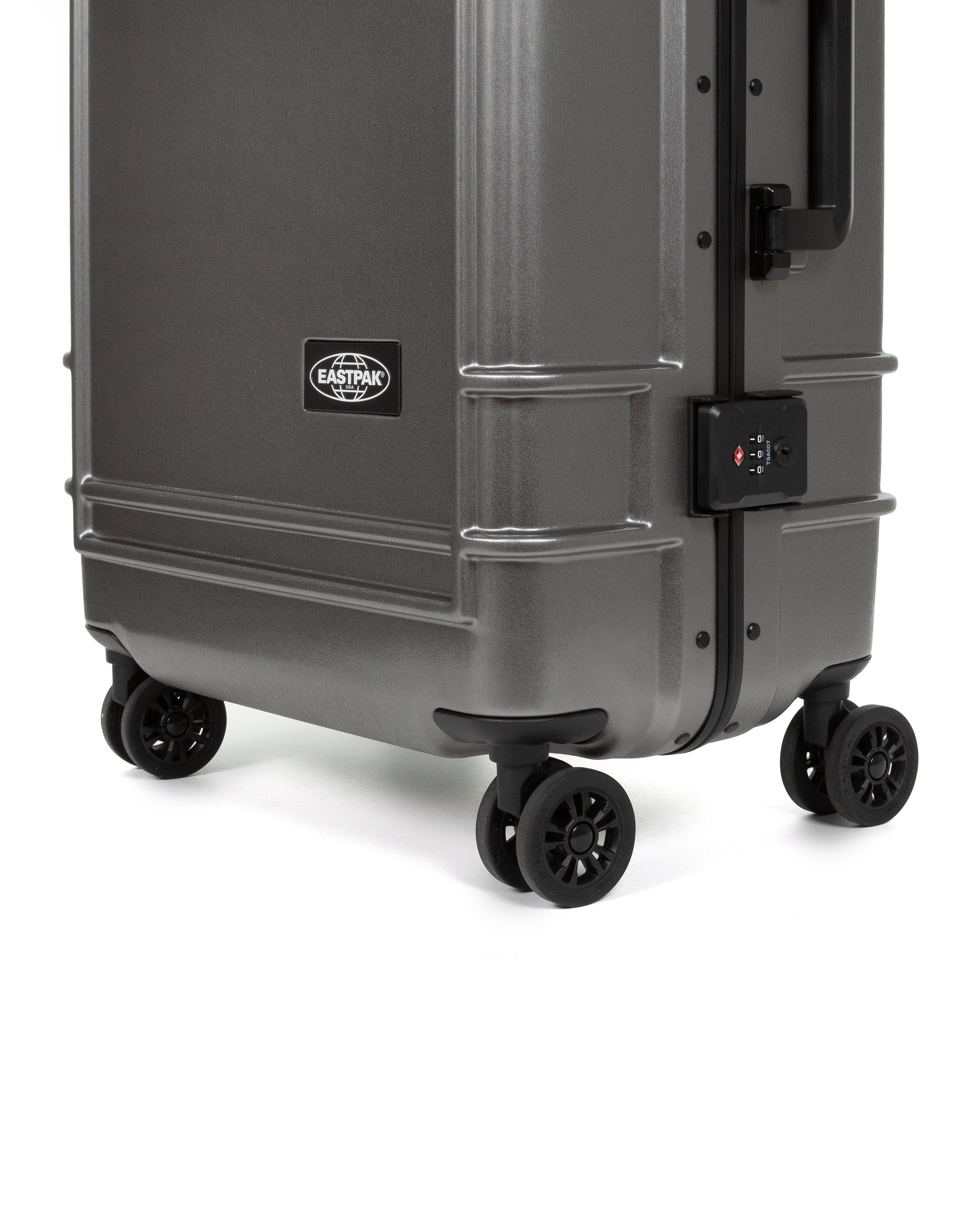 eastpak-resist-r-case-m-valise-rigide-brushed-metal-moyen-tsa image 7