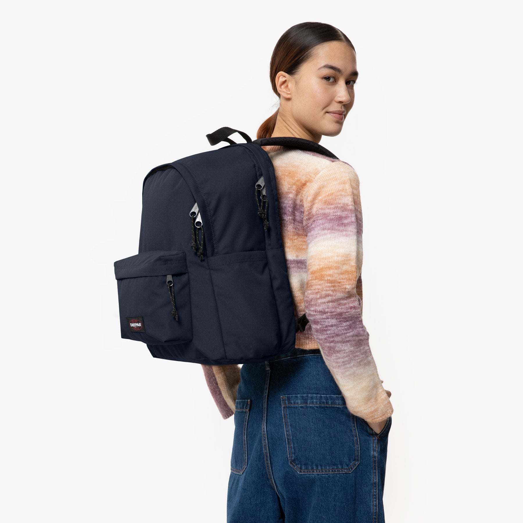 eastpak-day-office-sac-dos-ultra-marine-16-pouces image 2