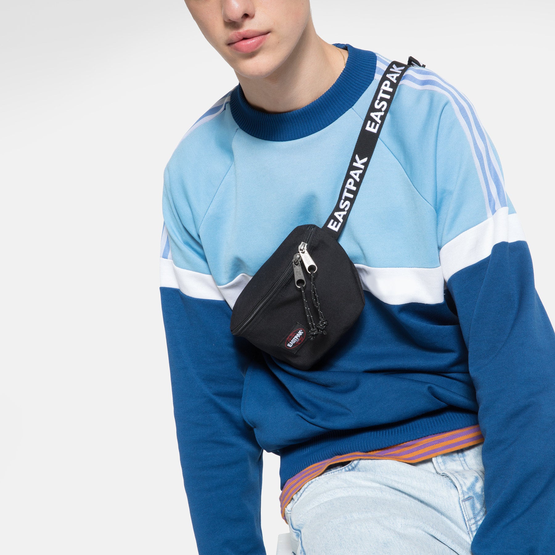 eastpak-springer-sac-banane-black-webbed-moyen-nylon image 8