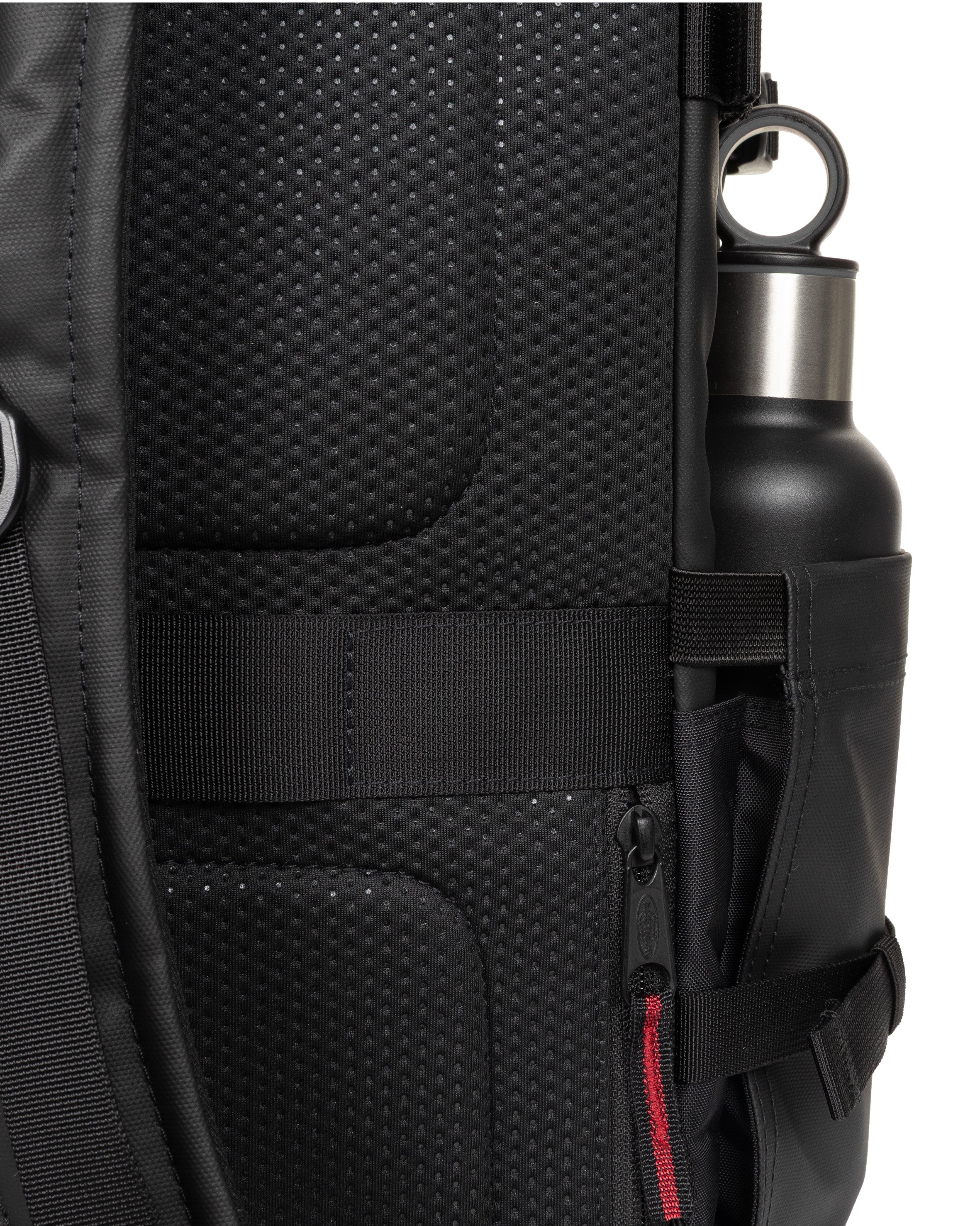 eastpak-cnnct-travelpack-sac-dos-cabine-noir-16 image 5