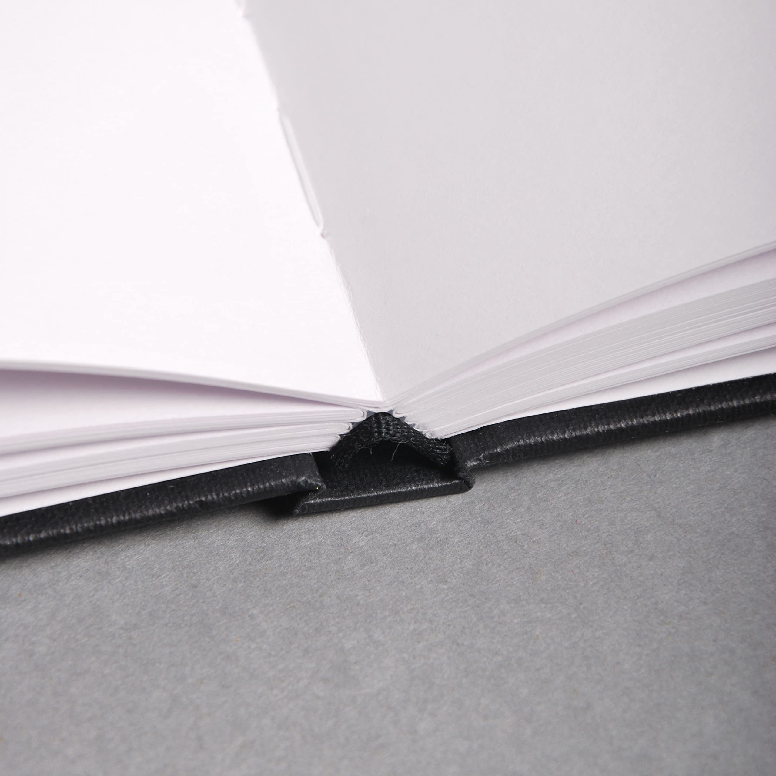 clairefontaine-goldline-carnet-cousu-a6-blanc-140g-rigide image 3