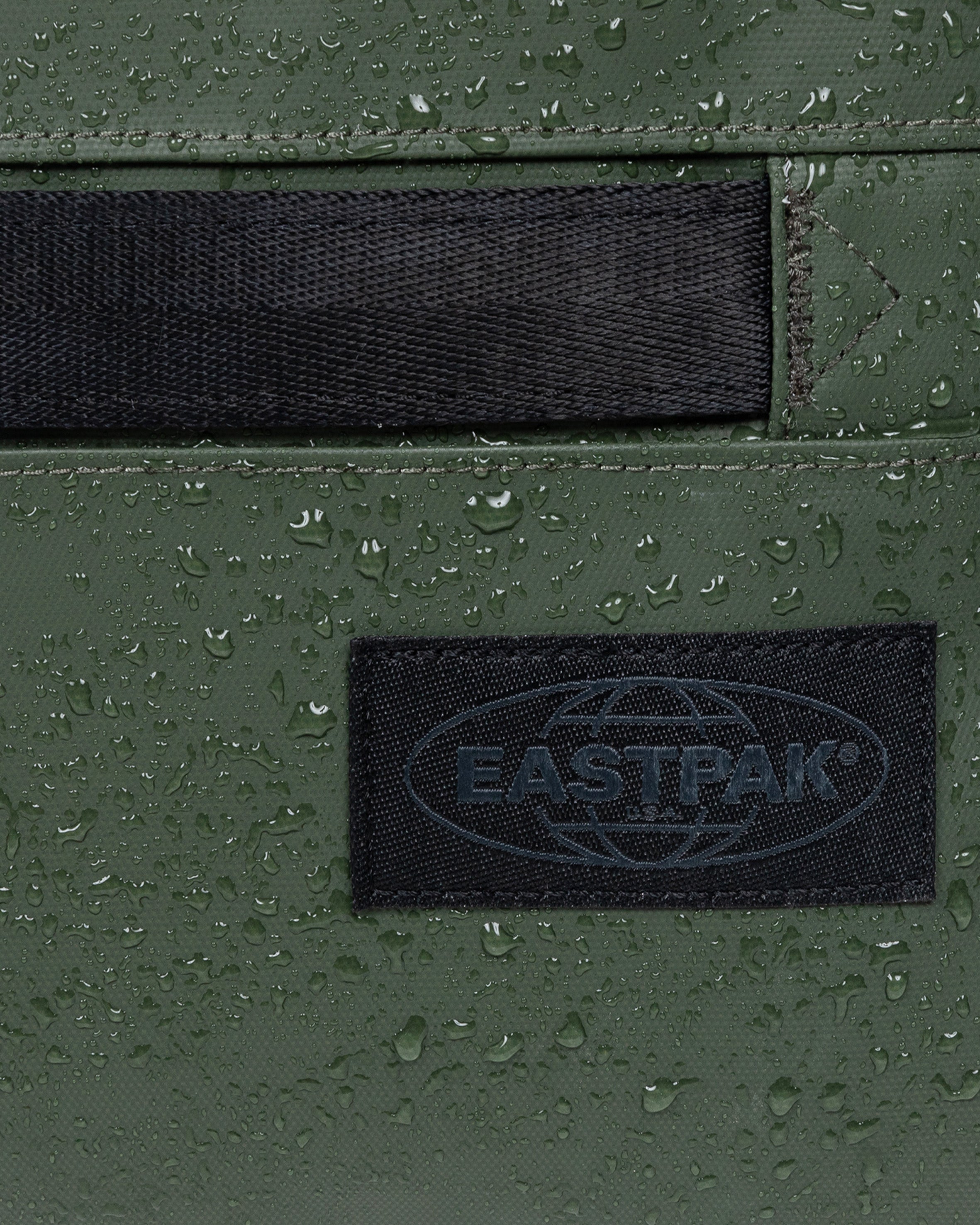 eastpak-transit-r-s-valise-cabine-tarp-forest-d-perlante image 6