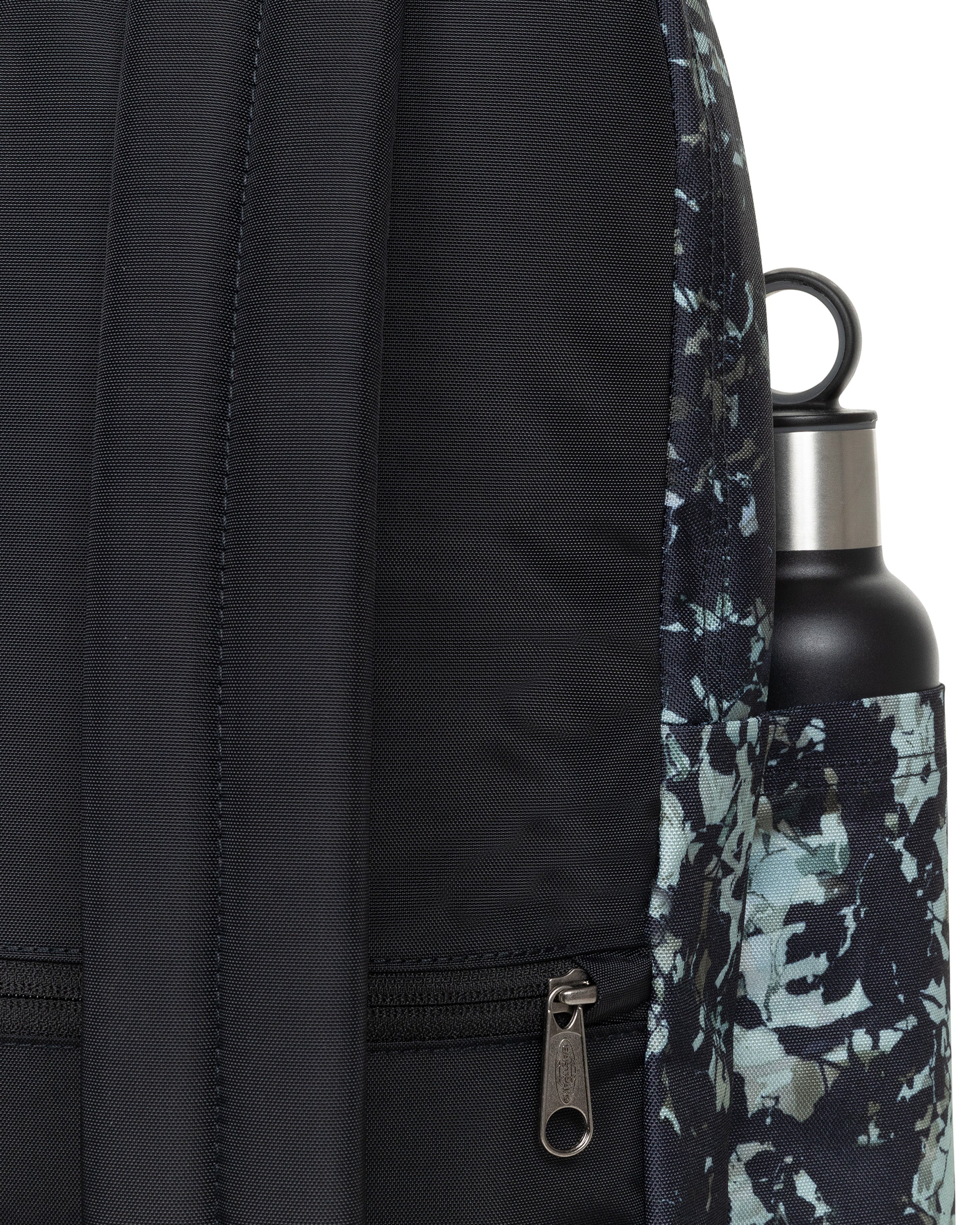 eastpak-day-office-sac-dos-camouflora-dark-16-pouces image 6