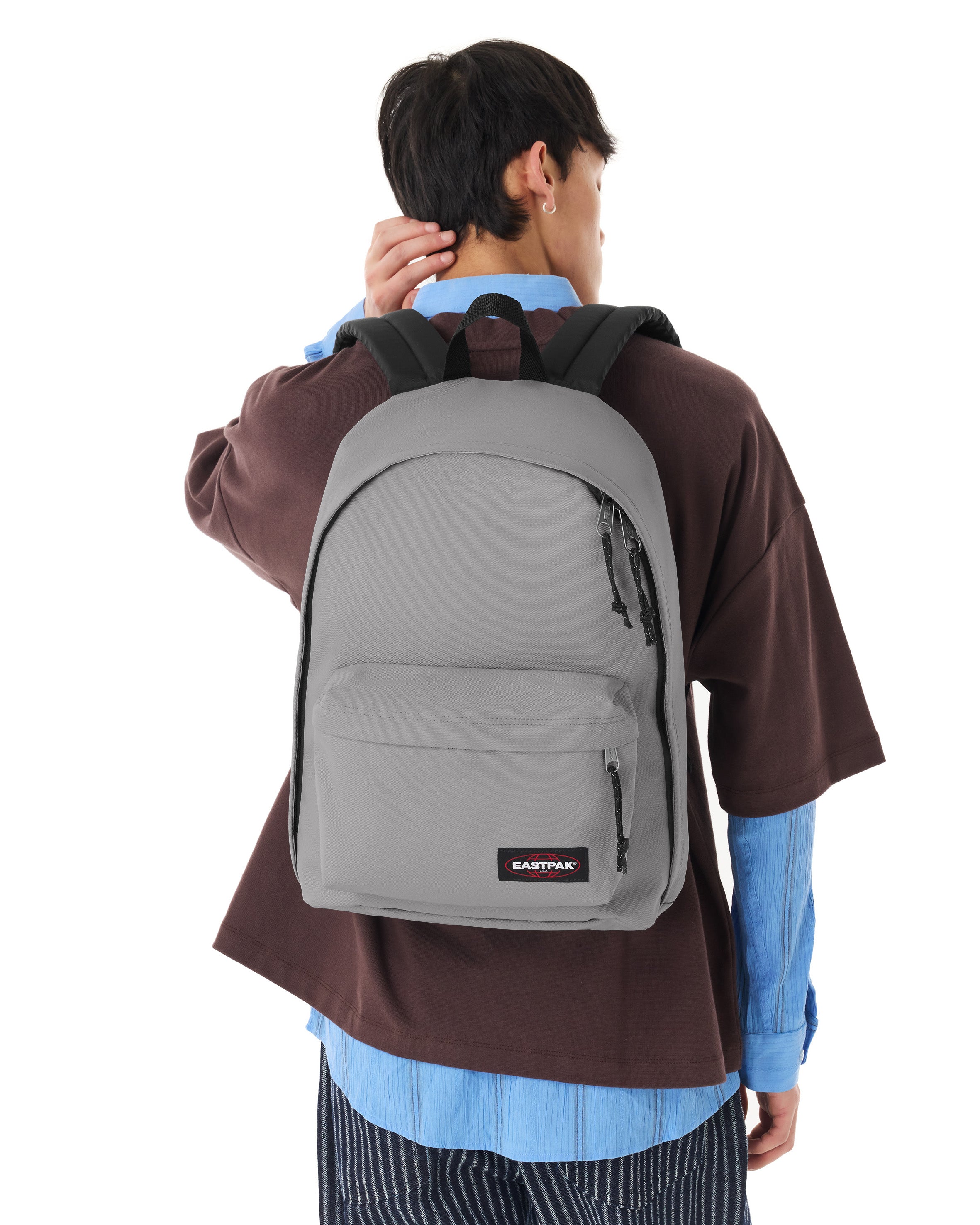eastpak-out-of-office-sac-a-dos-pebble-grey-moyen-housse-pc image 4