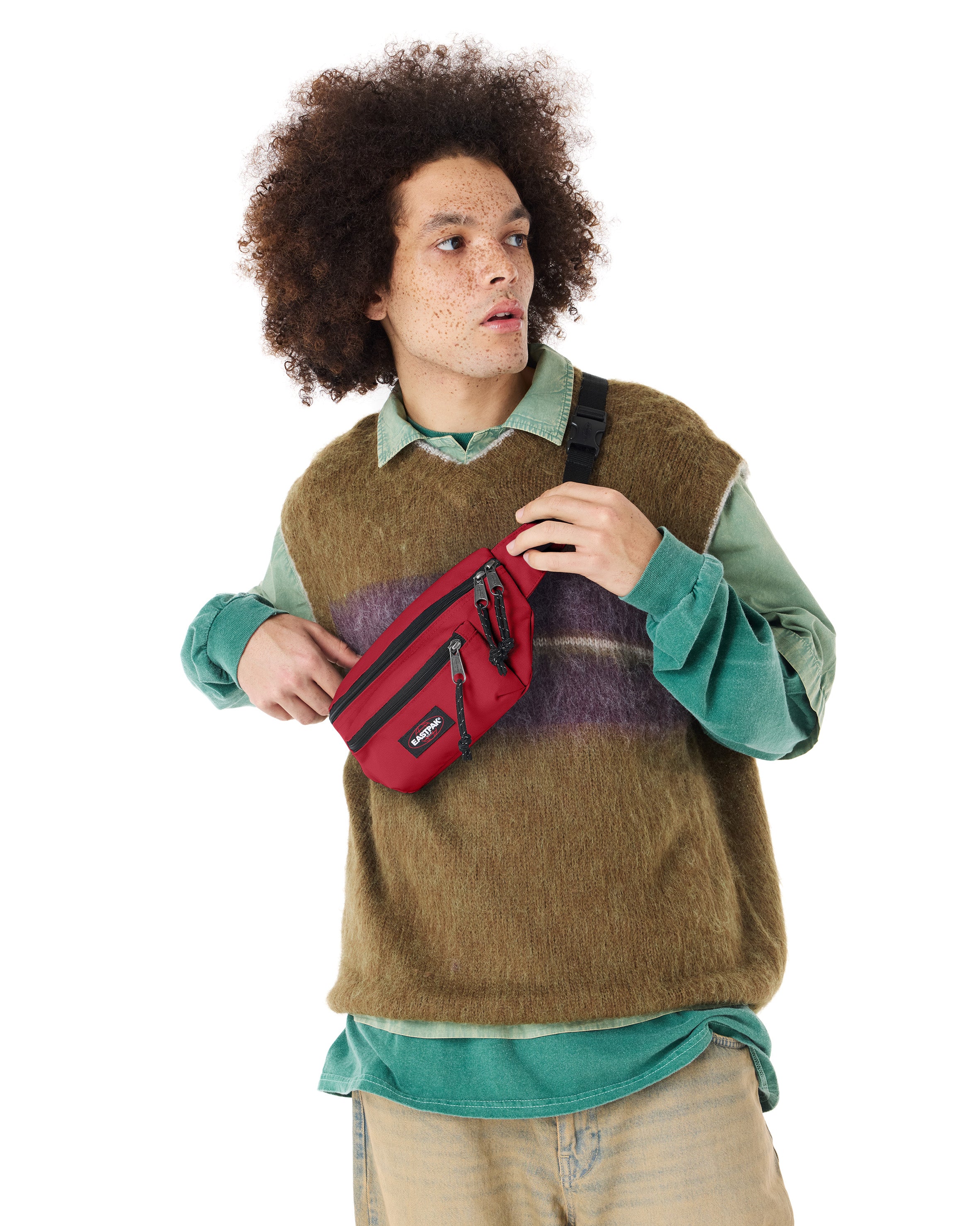 eastpak-doggy-bag-sac-banane-scarlet-red-moyen image 5