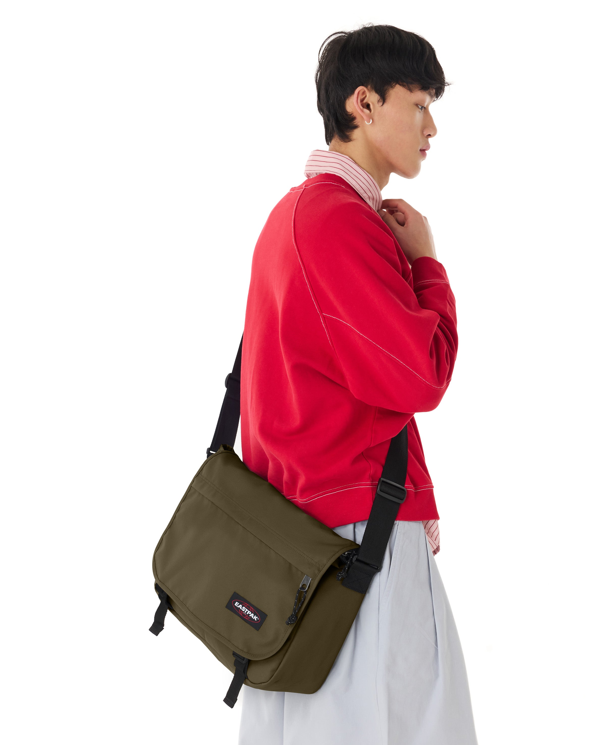 eastpak-delegate-sac-bandouli-re-17-pouces-army-olive-moyen image 5
