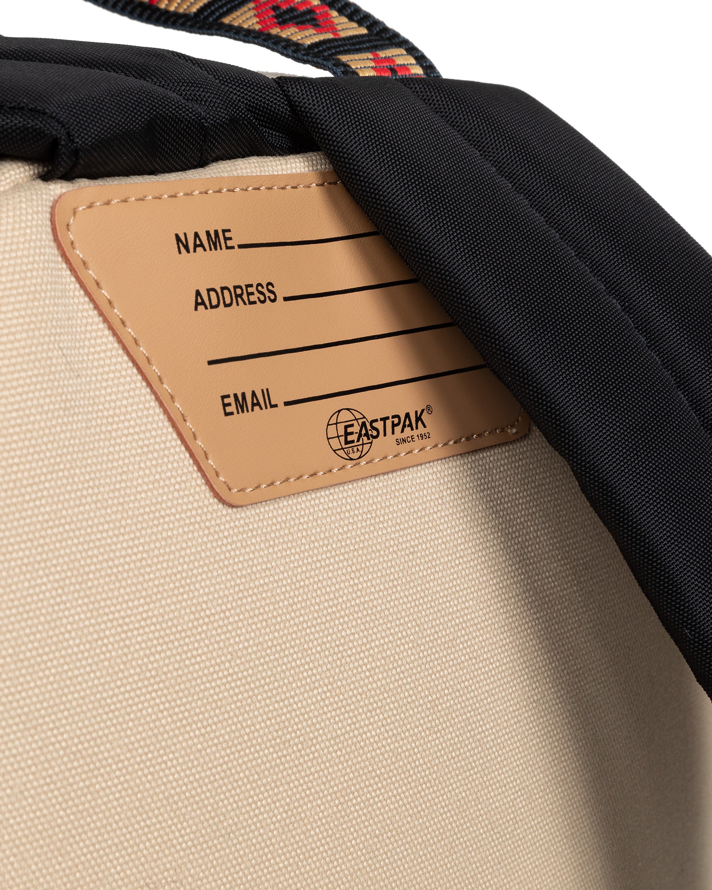 eastpak-kittery-pak-r-sac-a-dos-moyen-beige-16-pouces image 8