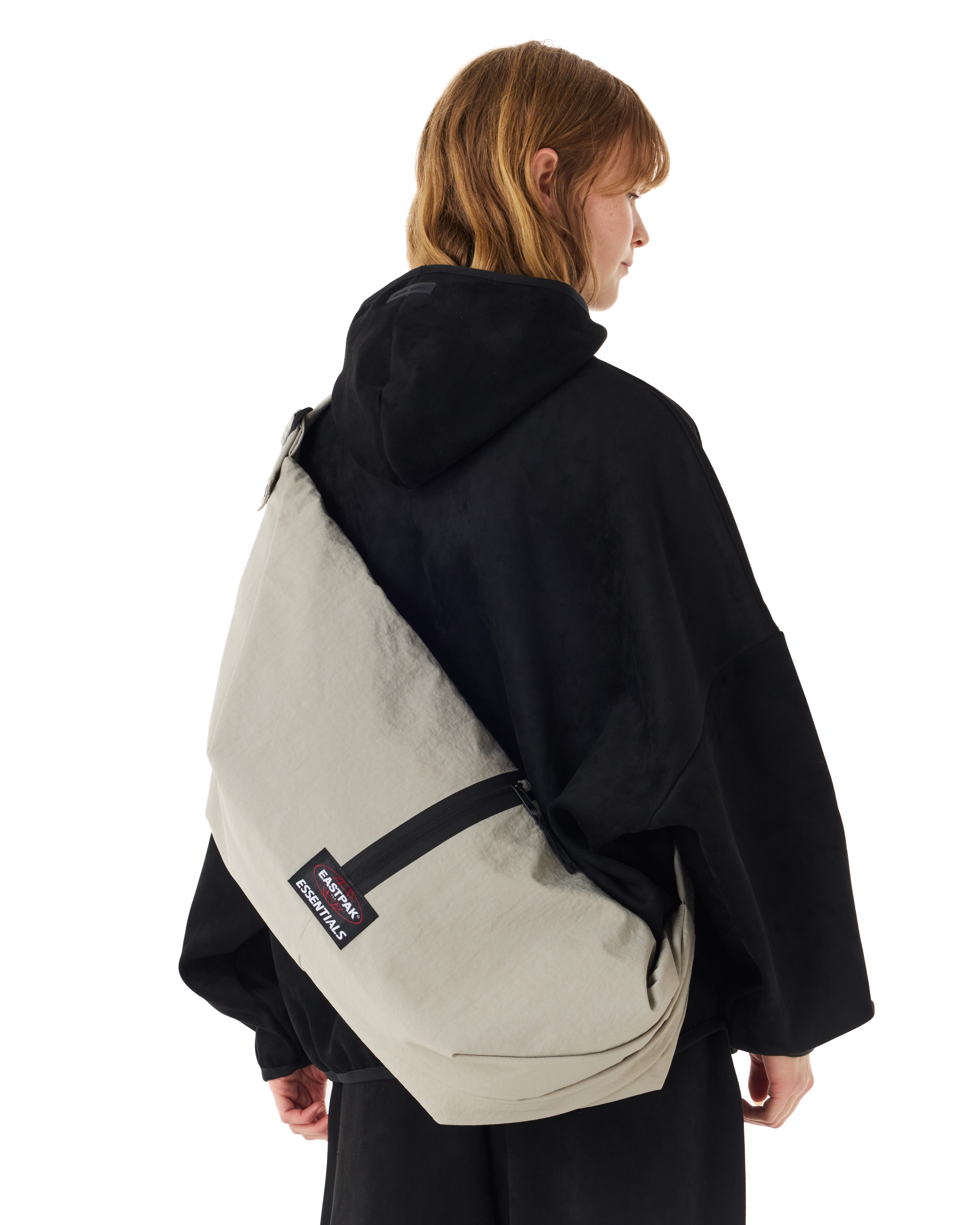 eastpak-essentials-shell-bag-sac-bandouli-re-cement image 2