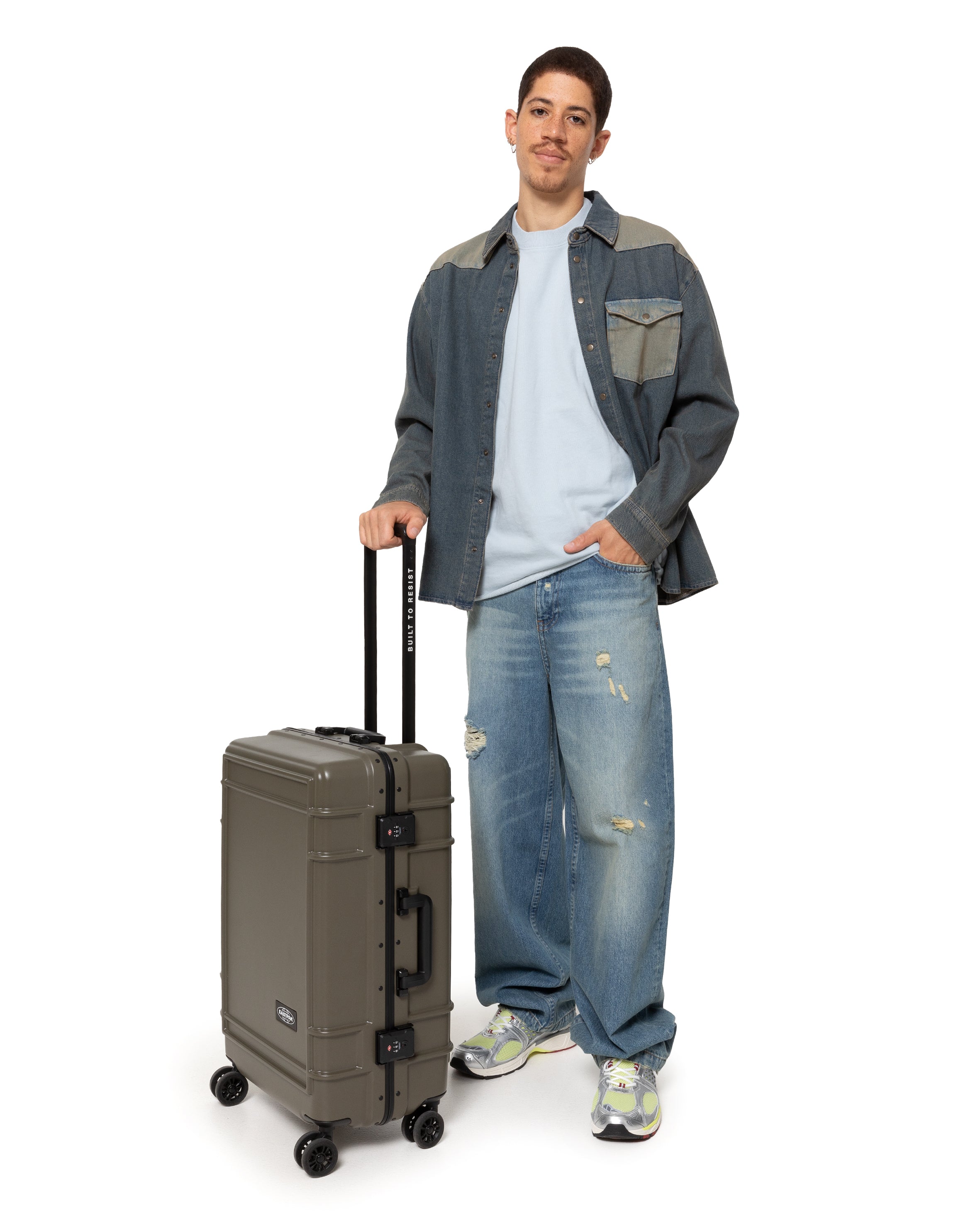 eastpak-resist-r-case-m-valise-rigide-army-olive image 4