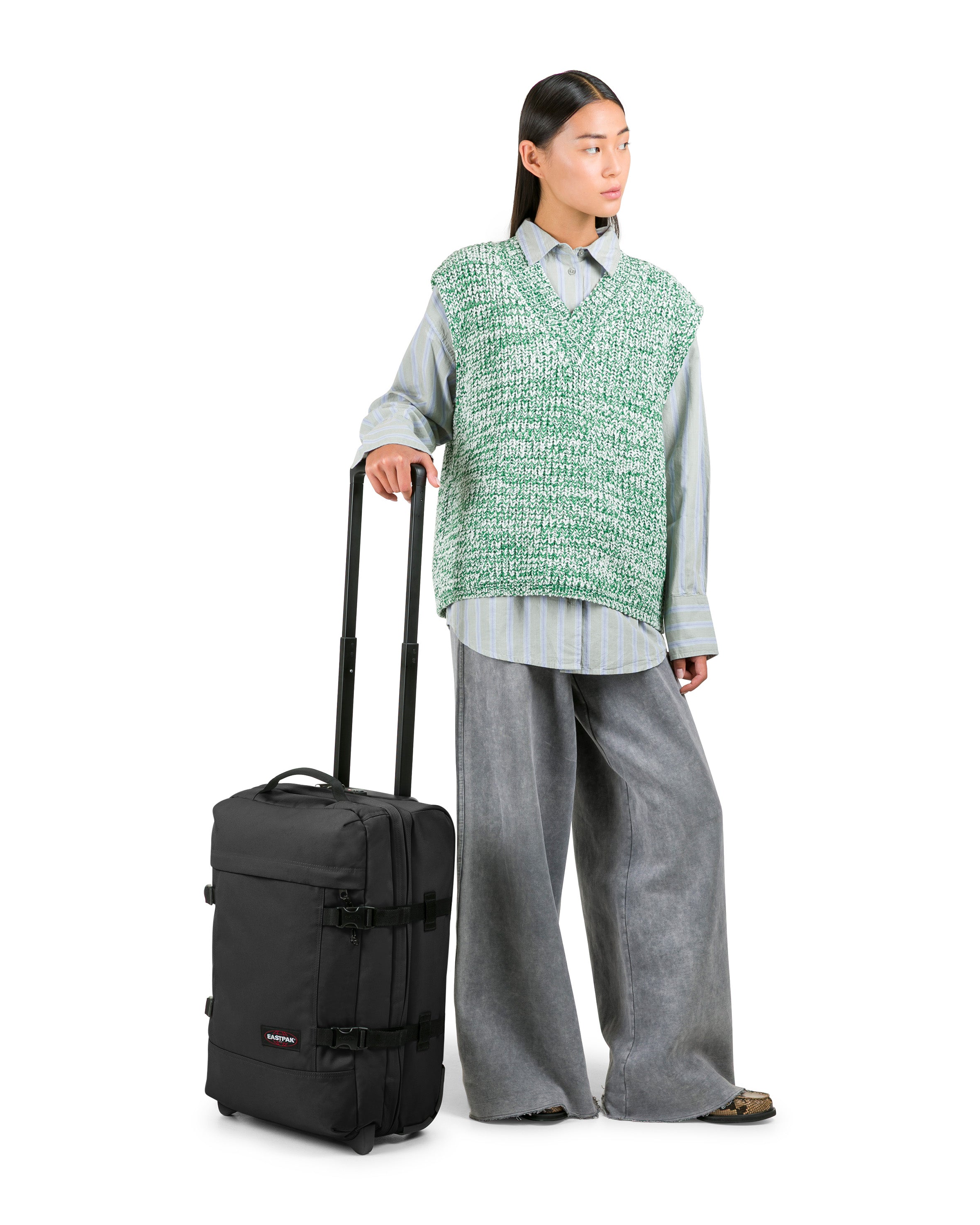 eastpak-tranverz-s-valise-cabine-black-souple image 2
