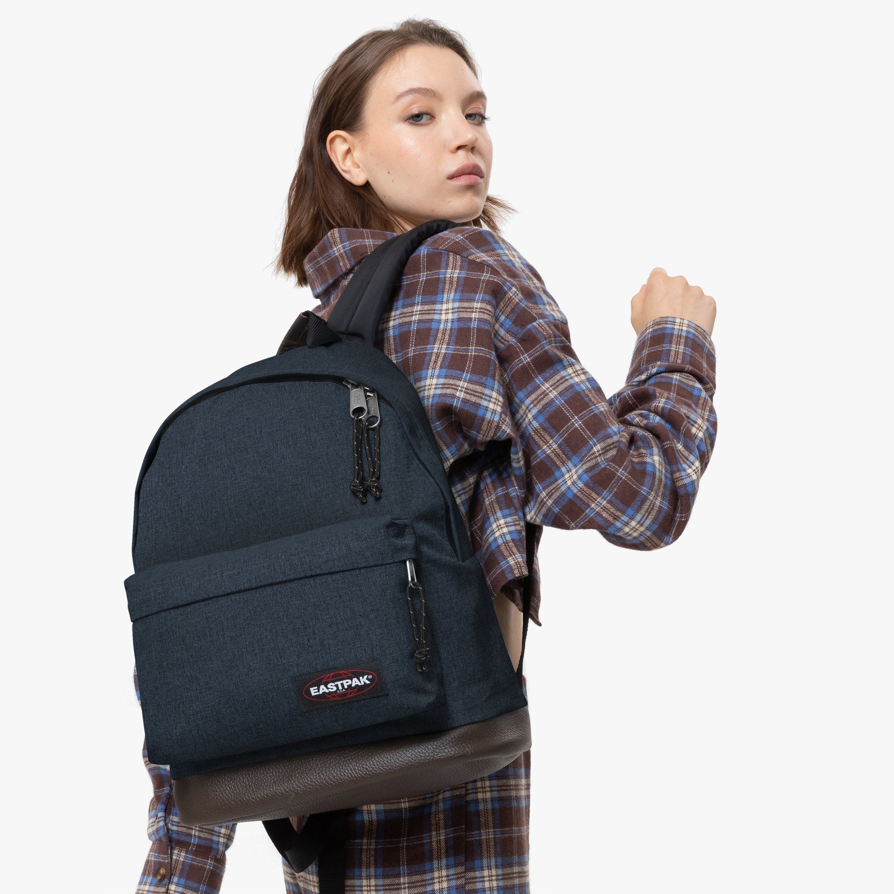 eastpak-wyoming-ek00081126w-sac-dos-triple-denim-cuir image 2