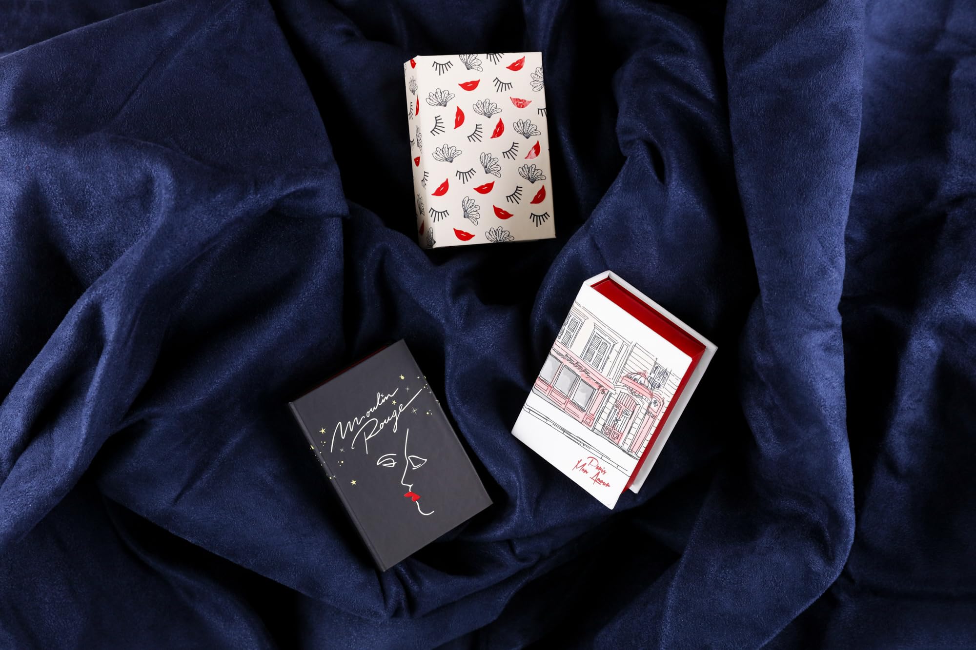 clairefontaine-moulin-rouge-petite-bo-te-rangement-9-5x6-5x3-cm image 5