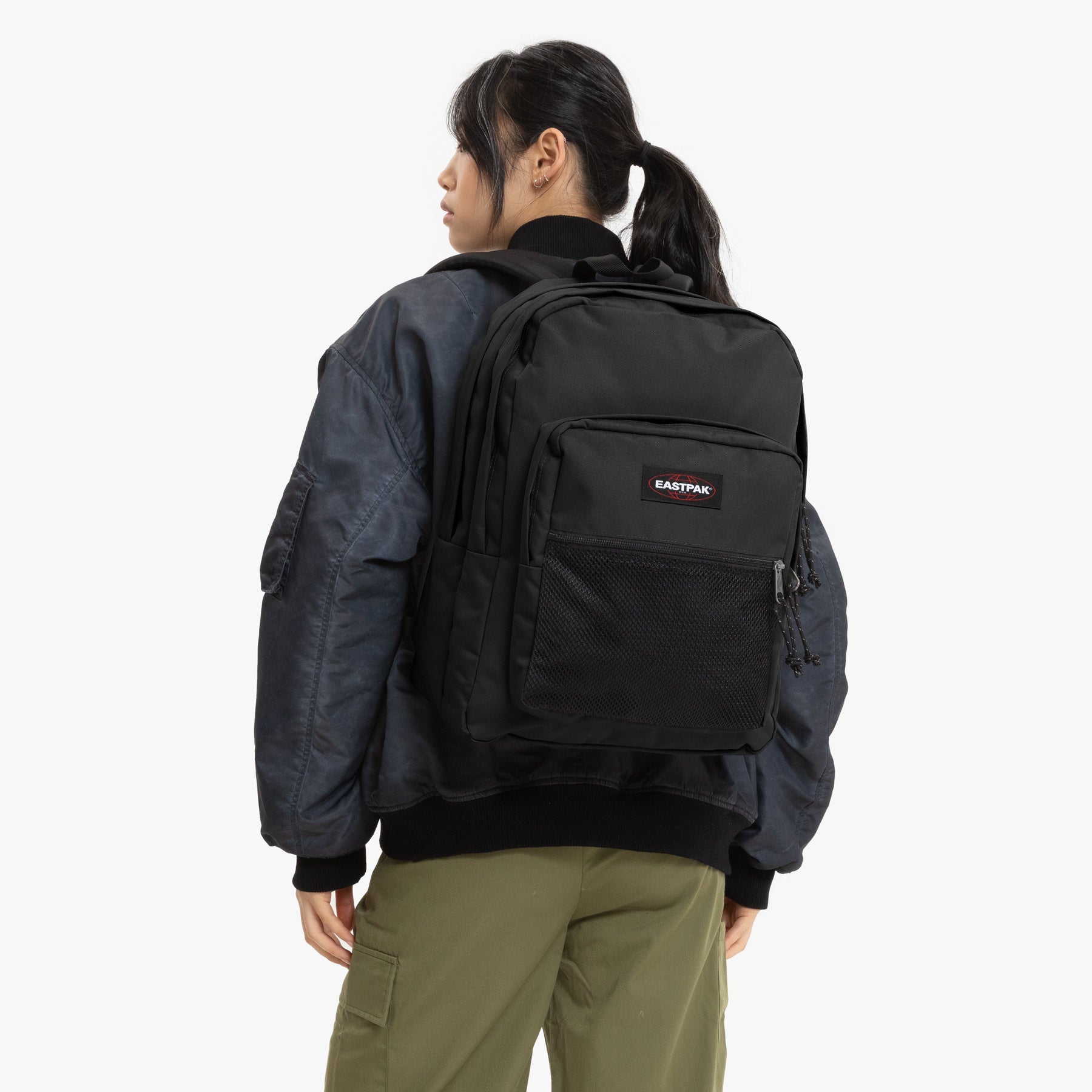 eastpak-pinnacle-sac-dos-grand-black-nylon-42-cm image 2