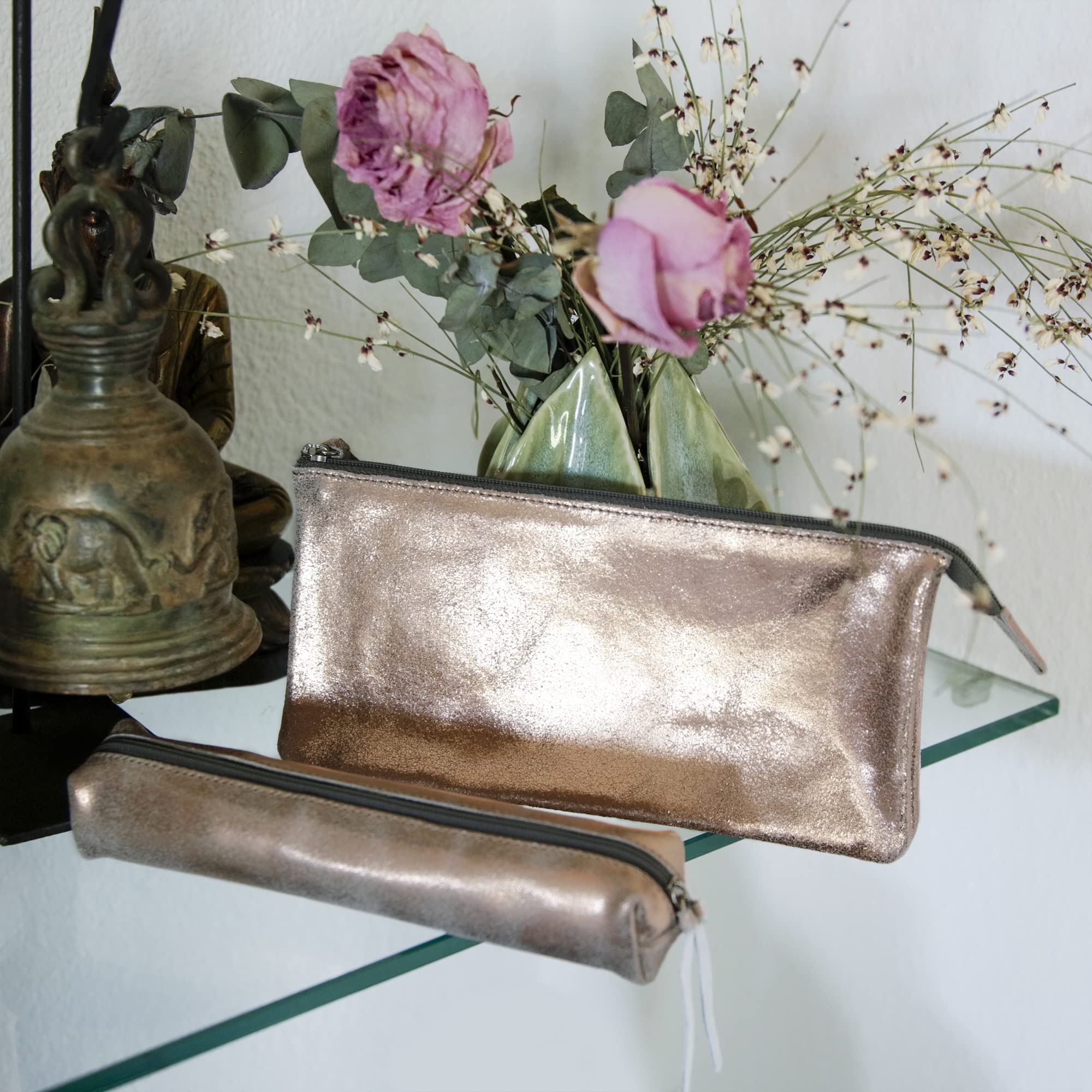 clairefontaine-age-bag-400044c-trousse-plate-cuir-dor-plume-or-22x11-cm image 3
