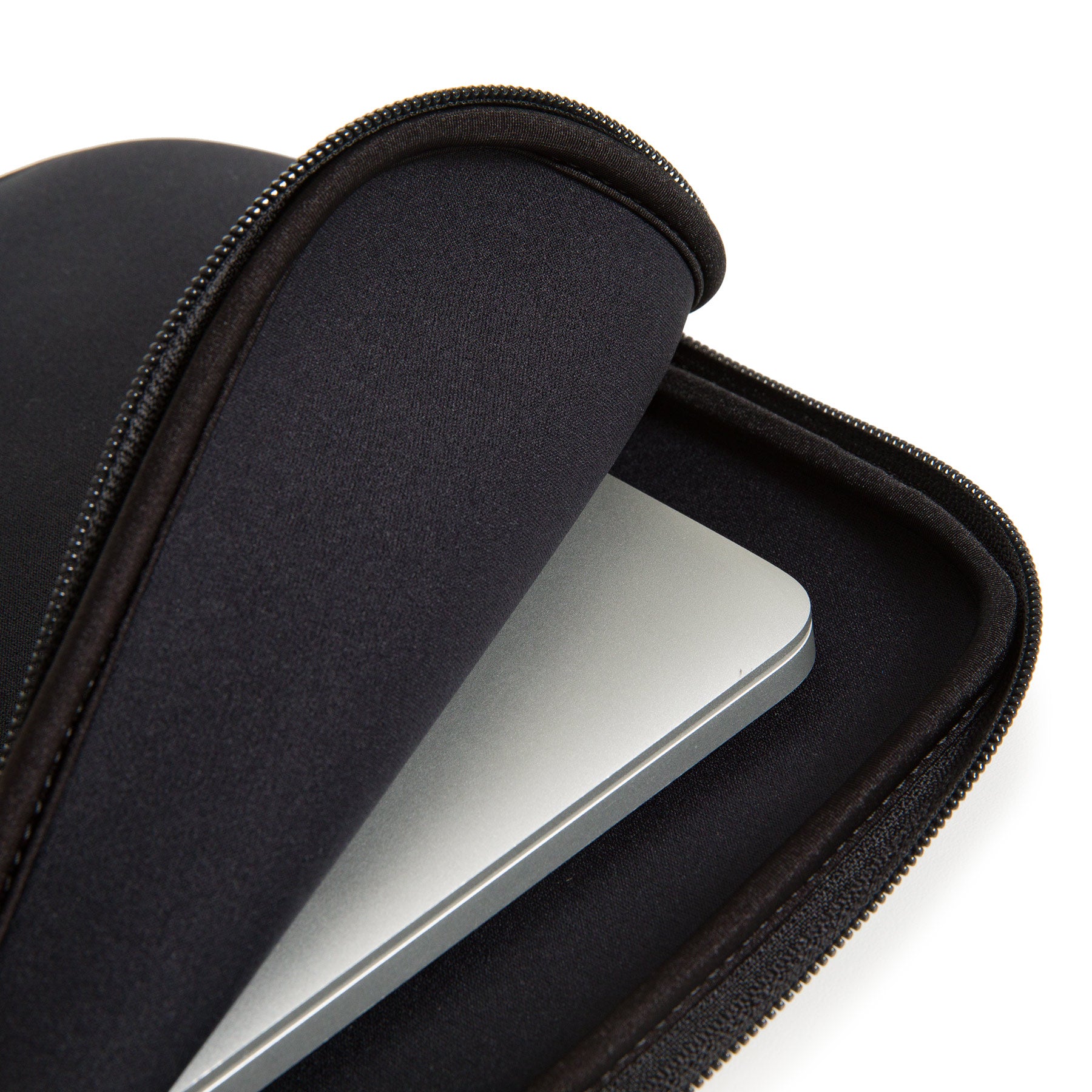 eastpak-blanket-m-housse-ordinateur-15-pouces-black image 2