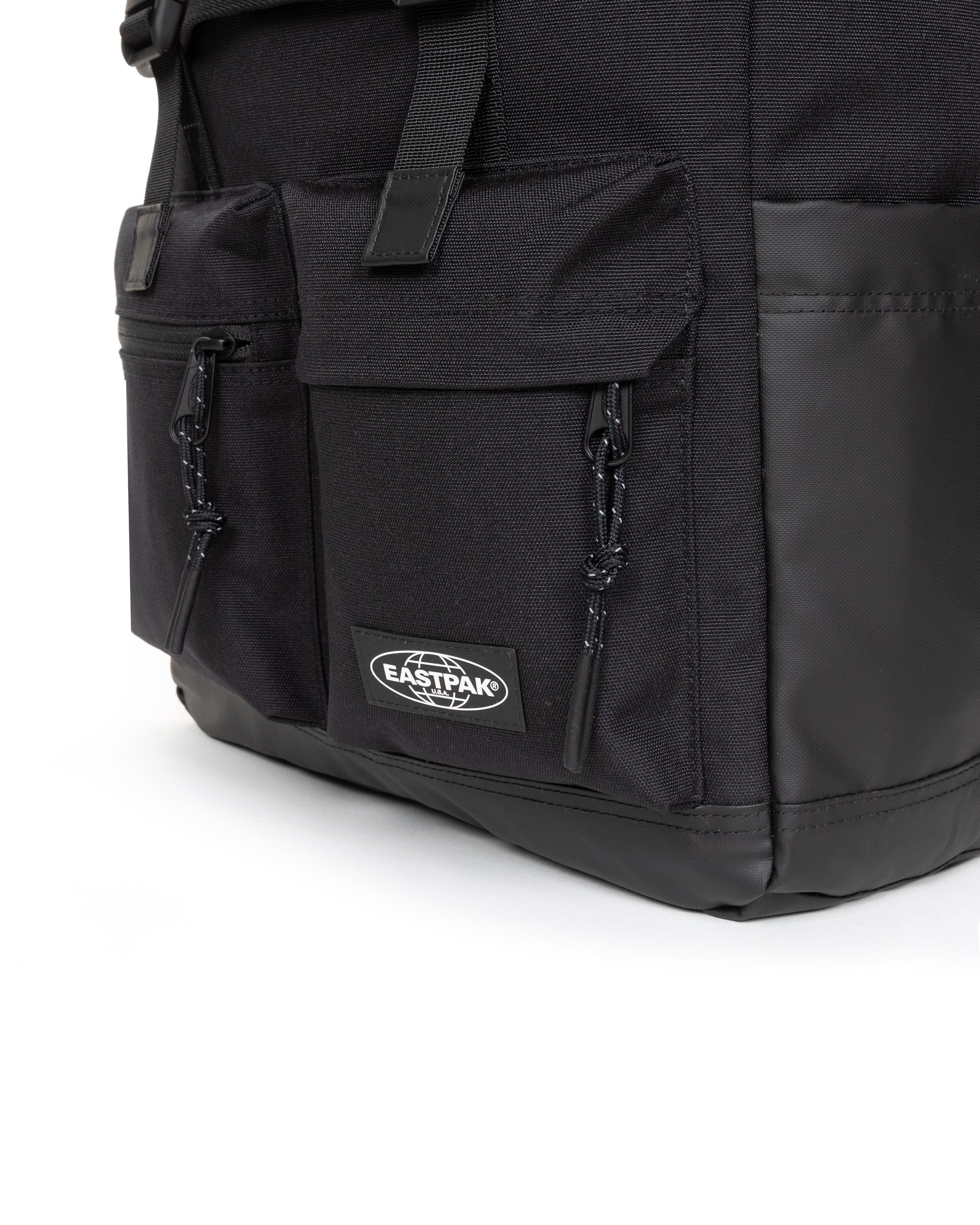 eastpak-icon-topload-sac-dos-on-black-housse-pc-16 image 5