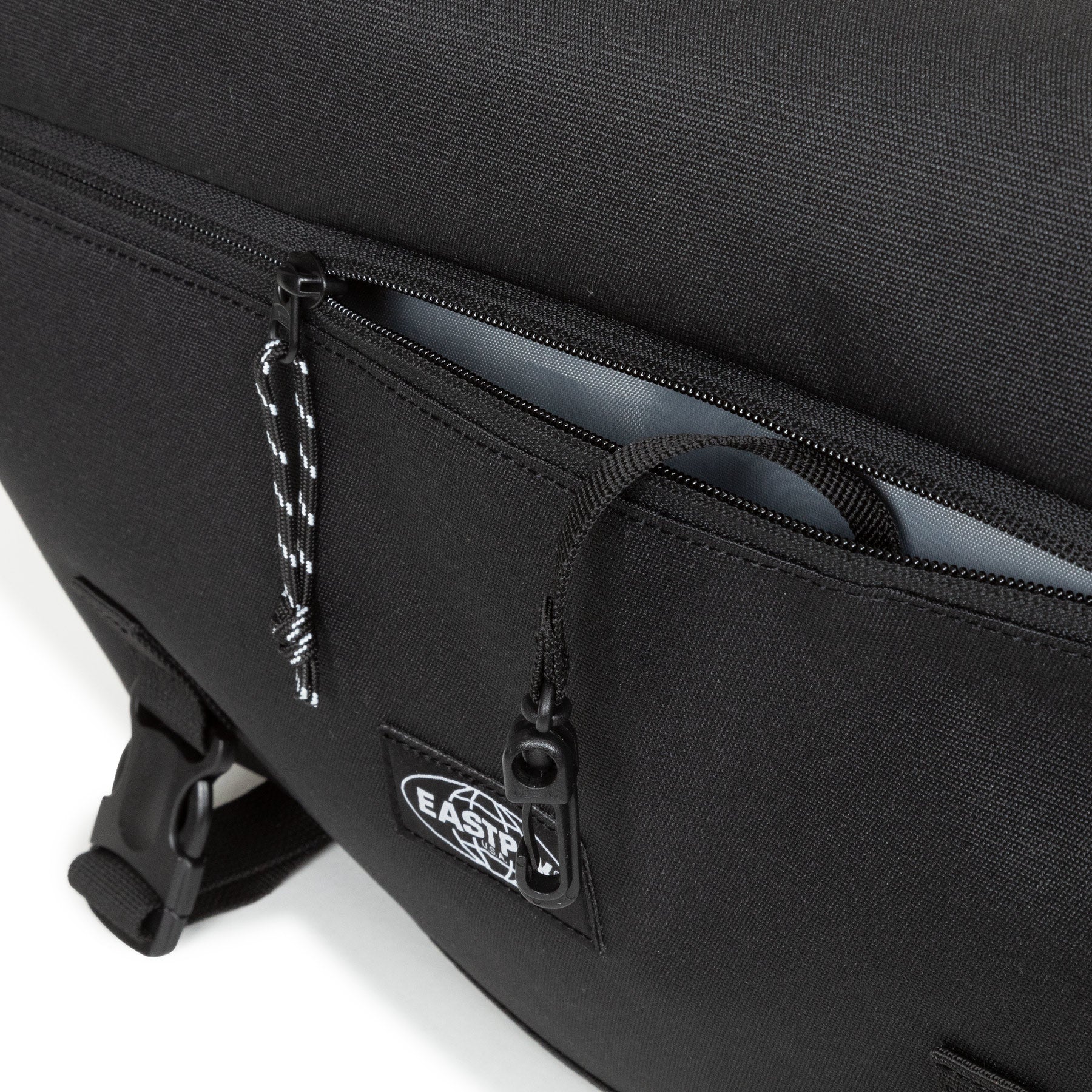 eastpak-courier-pro-sacoche-noir-cs-black-pro-16-pouces image 6