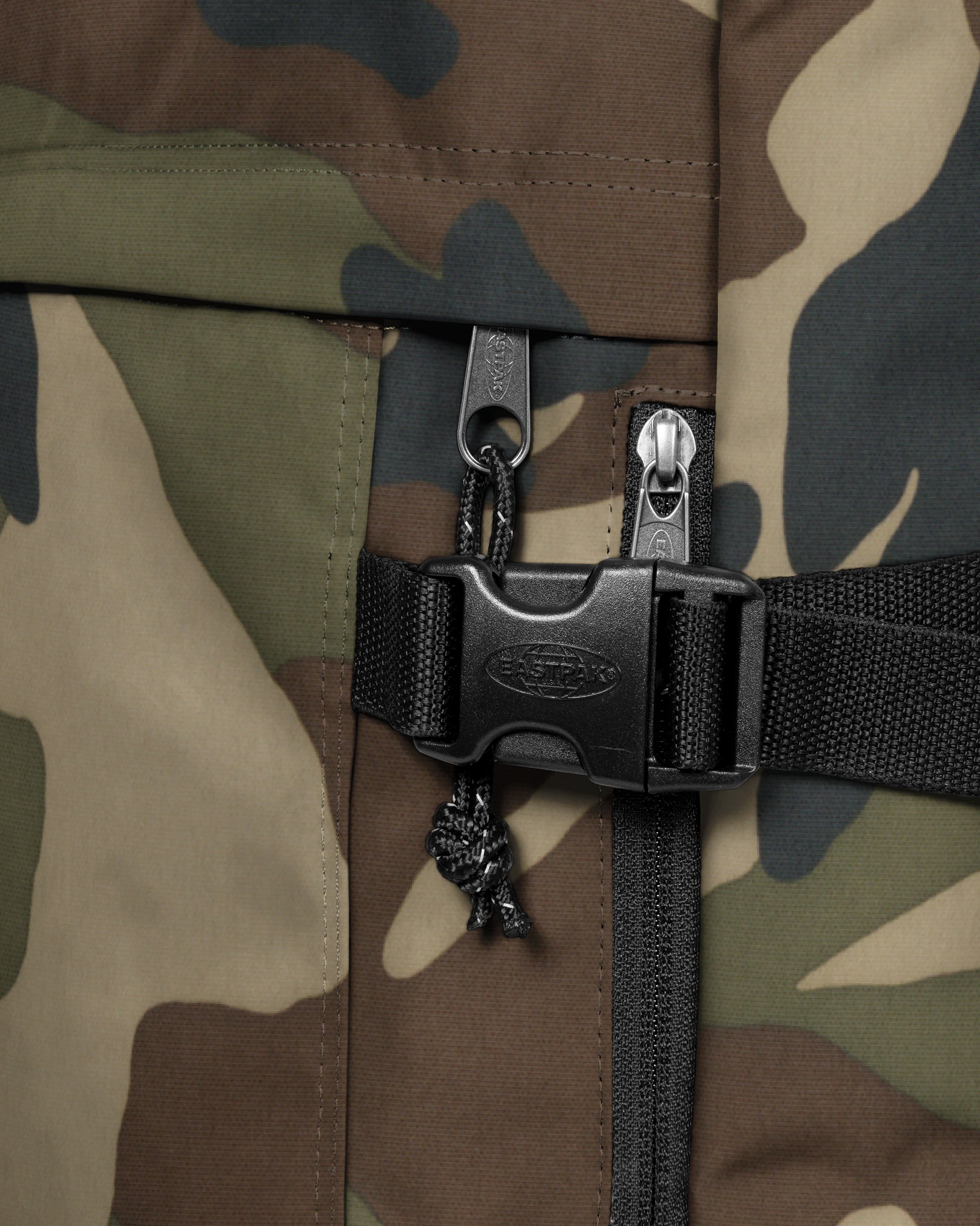eastpak-travelpack-ek0a5bbr181-sac-de-voyage-camo-grand-cabine image 5