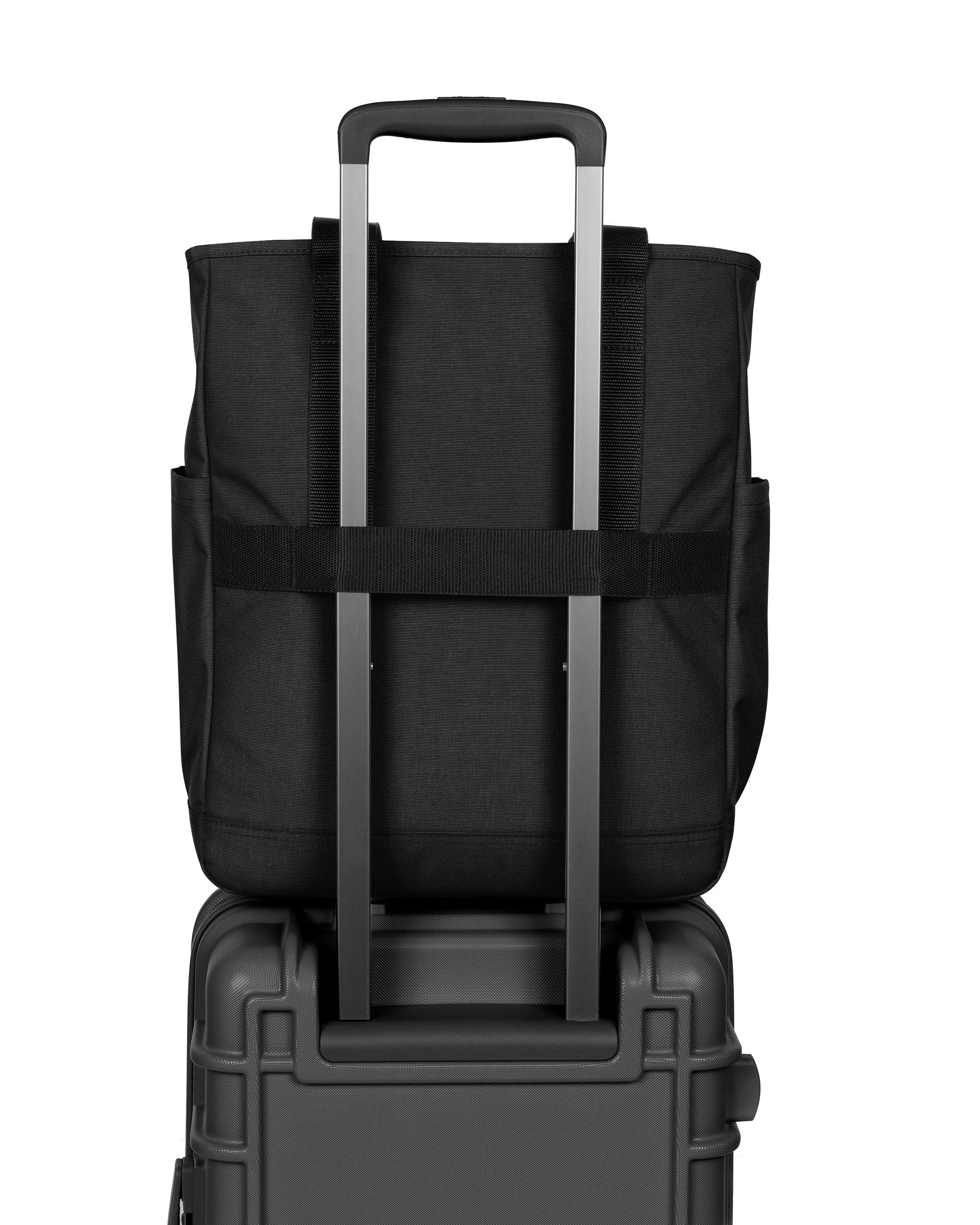 eastpak-tote-pocket-sac-paule-black-16-pouces image 5