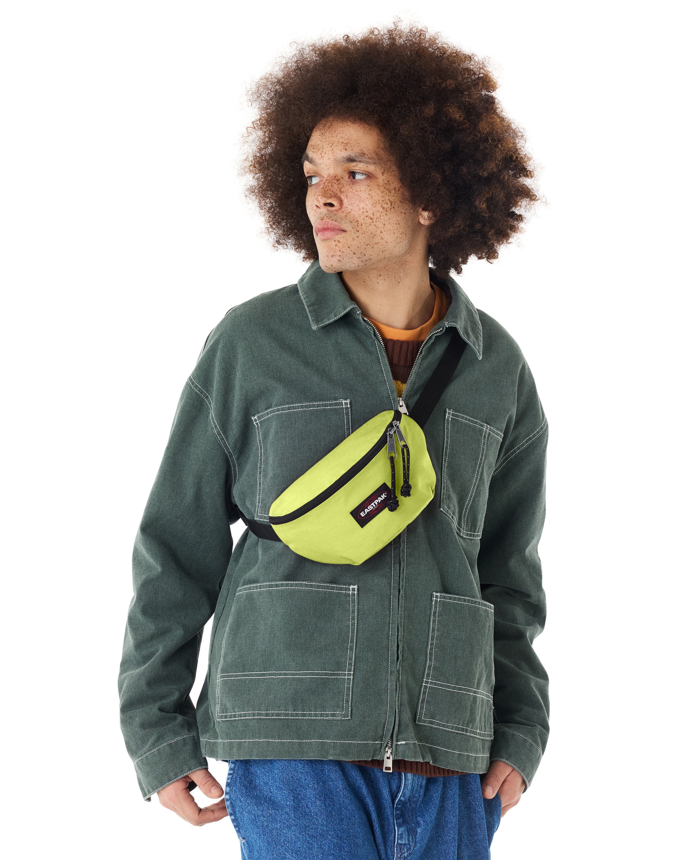 eastpak-springer-sac-banane-lemon-yellow-petit-d-perlant image 4