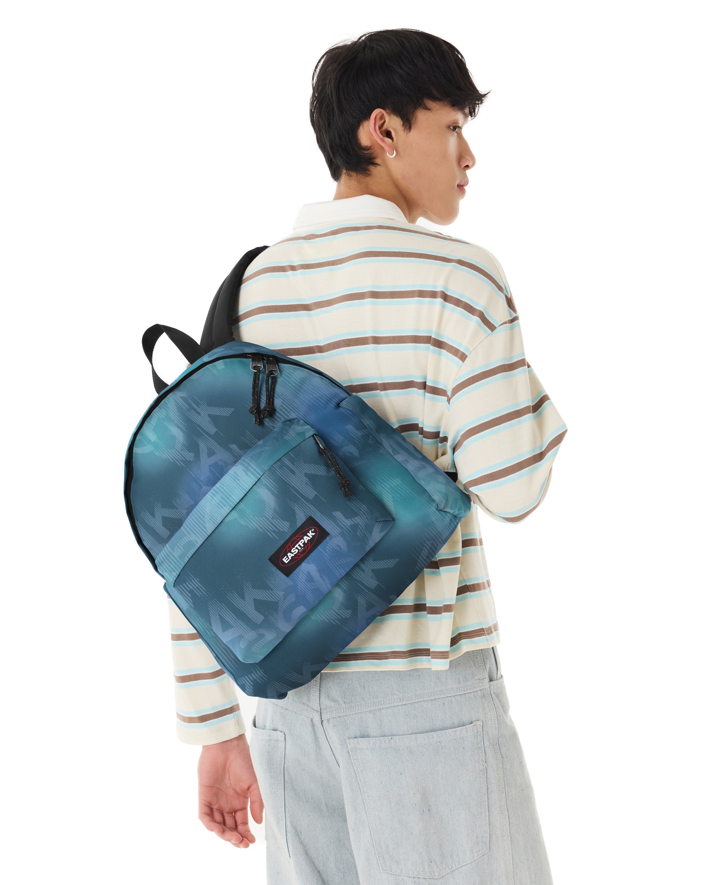 eastpak-day-pak-r-sac-dos-letter-dye-blue-moyen-14-pouces image 4