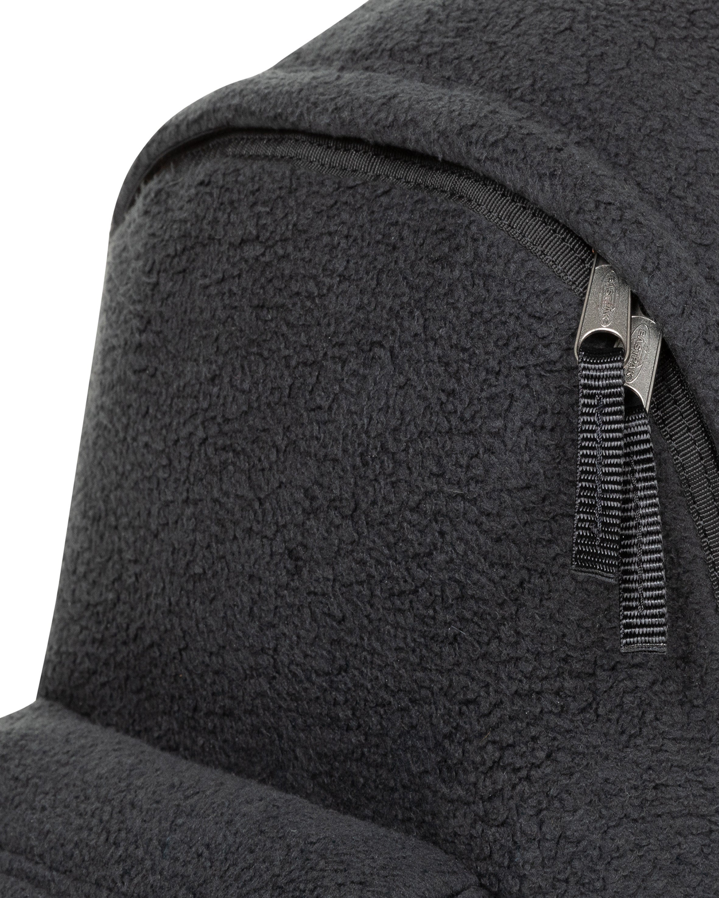 eastpak-orbit-xs-sac-dos-fleec-d-black-mini-polaire image 4