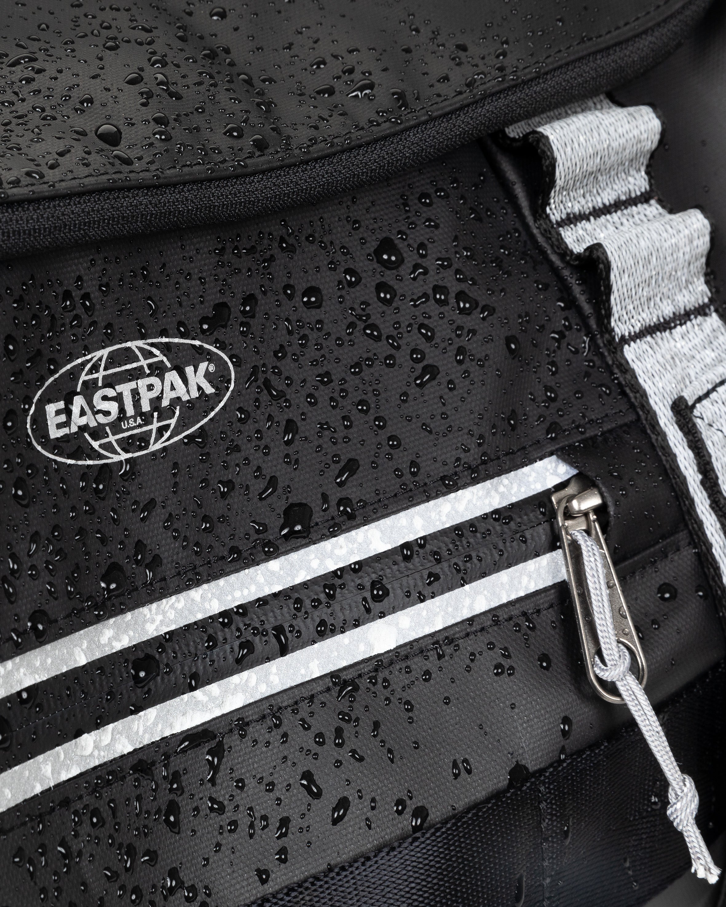 eastpak-duffel-pack-s-sac-polochon-tarp-reflect-petit-cabine image 6