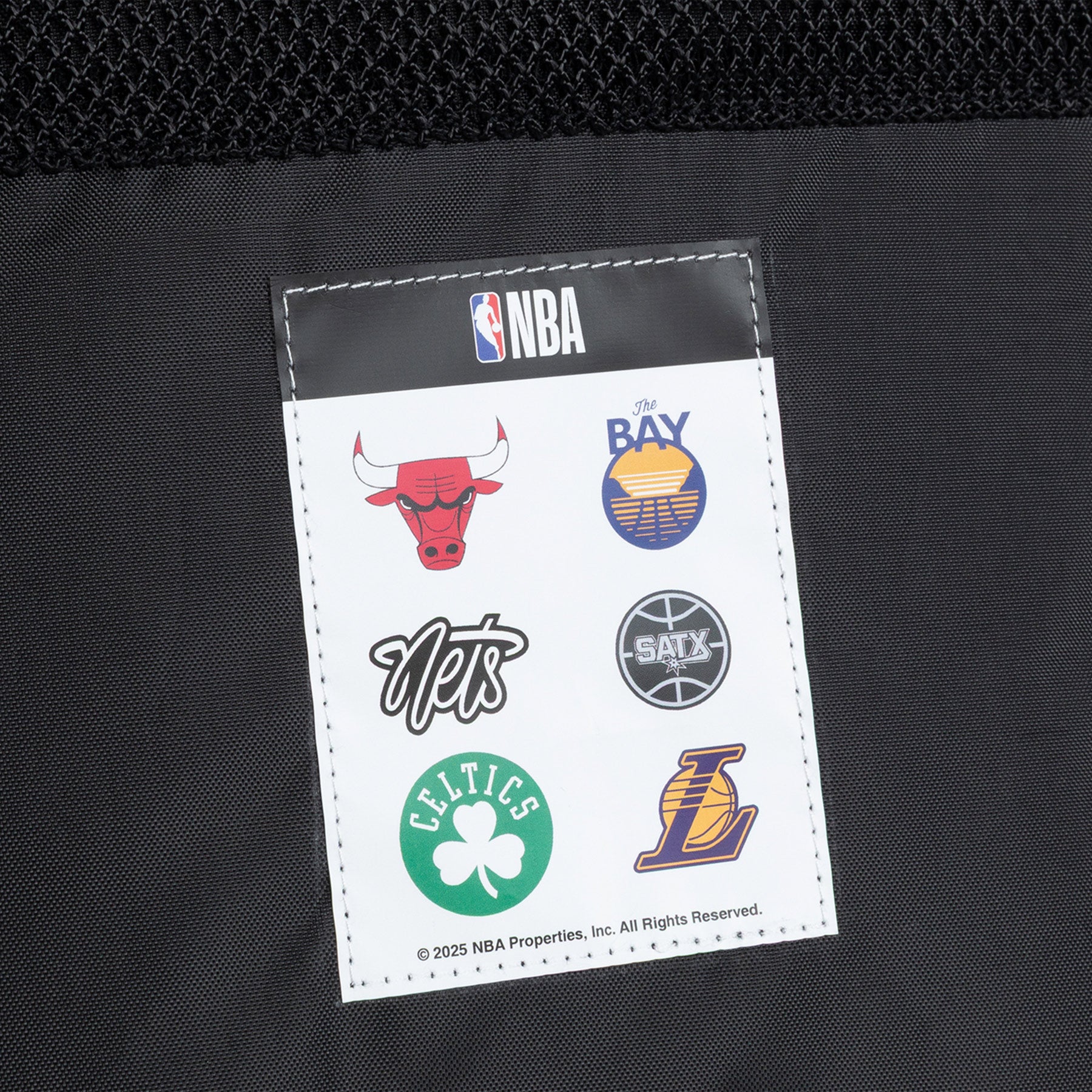 eastpak-transit-r-l-valise-nba-team-pattern-noire-tsa image 6