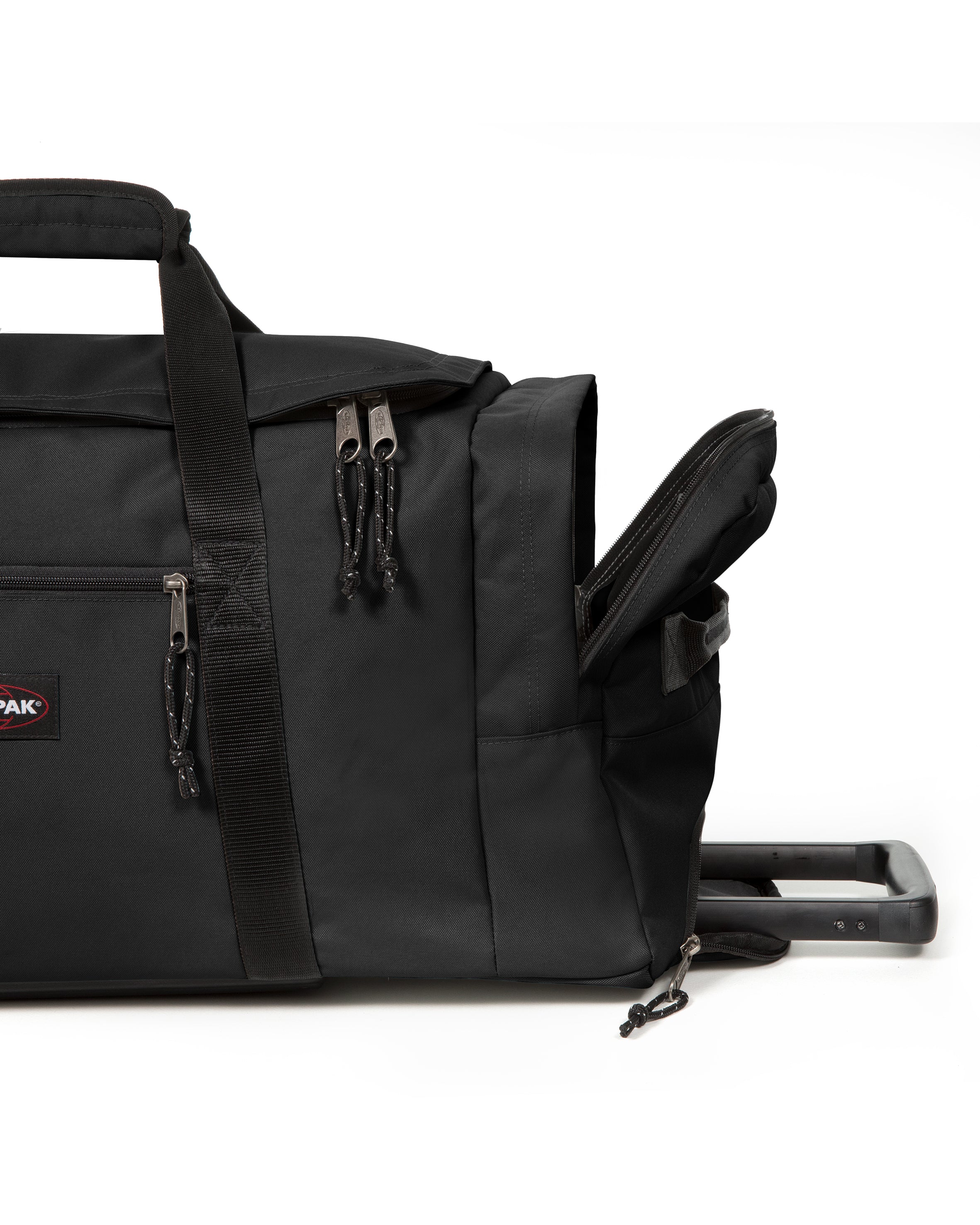 eastpak-leatherface-m-sac-voyage-black-roulettes image 4