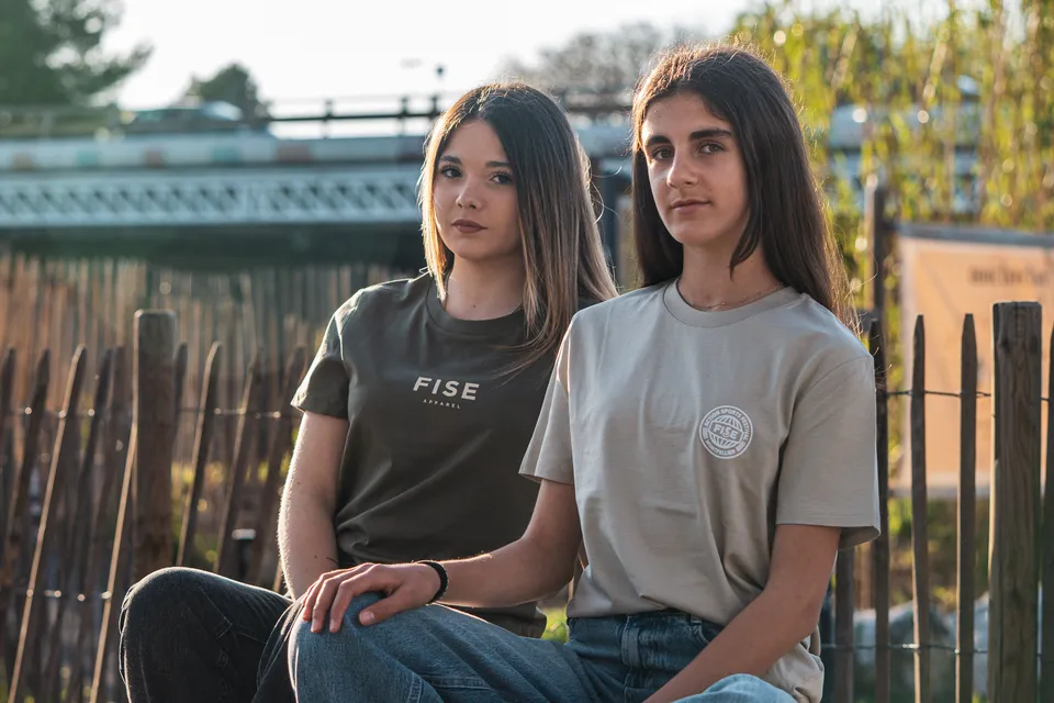 fise-t-shirts-apparel-khaki-t-shirt-femme-kaki-manches-courtes image 1