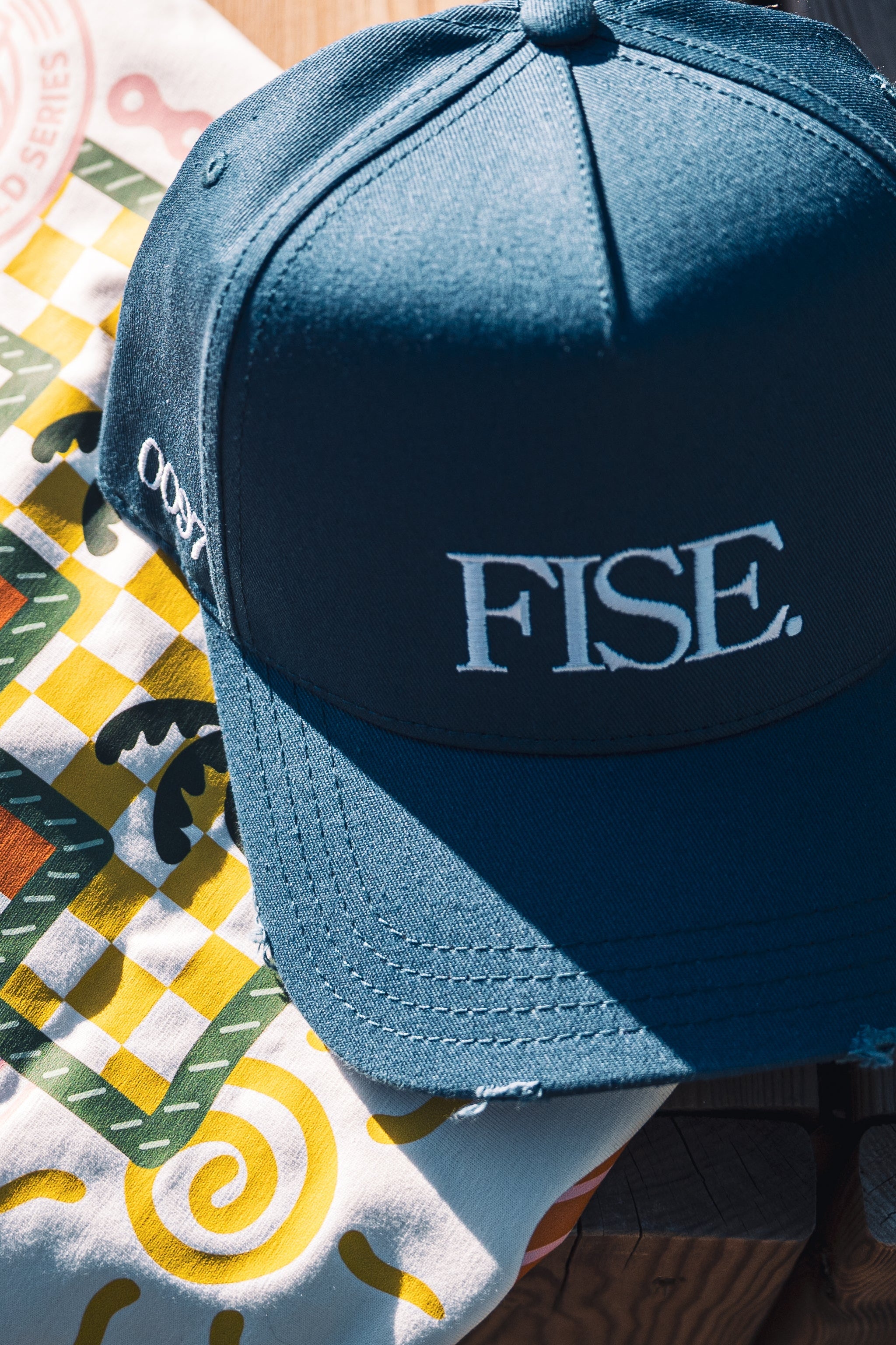 fise-0097-casquette-r-glable-look-d-chir image 2