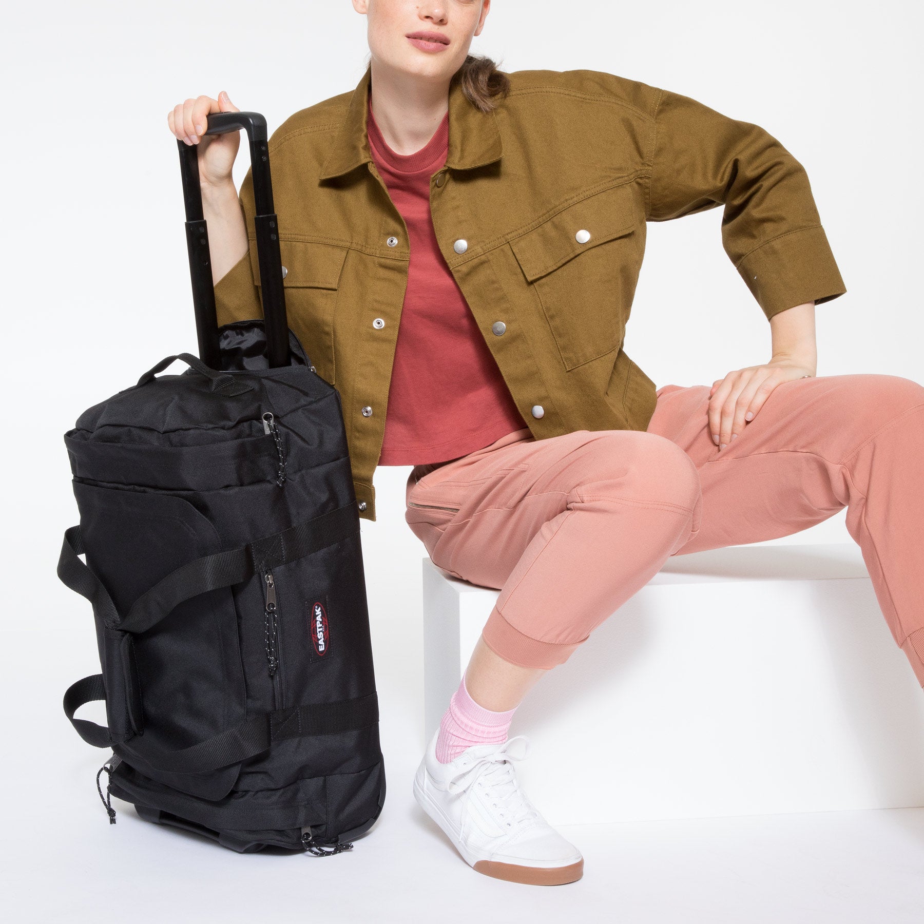 eastpak-leatherface-s-sac-voyage-roulettes-black-petit-55-cm image 2