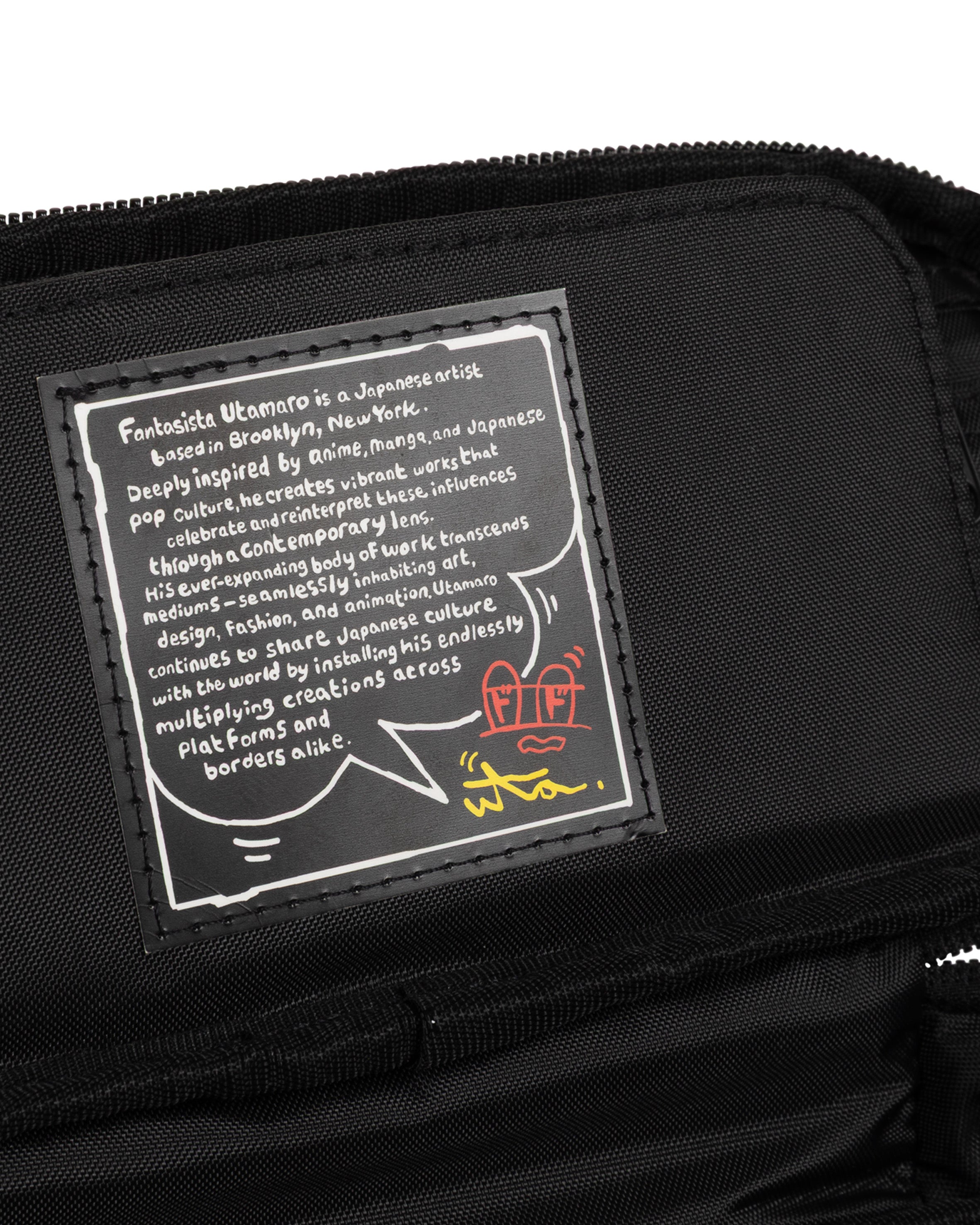 eastpak-oval-single-trousse-mickey-print-moyen-scolaire image 4