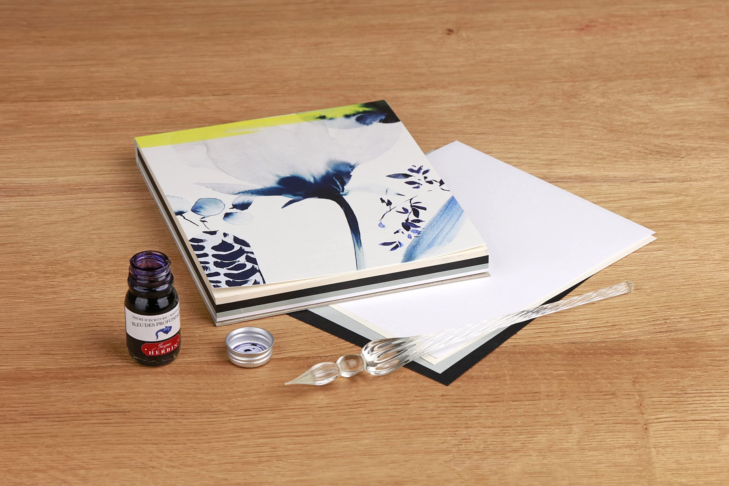 clairefontaine-inkebana-115946c-set-calligraphie-plume-verre-encre image 4